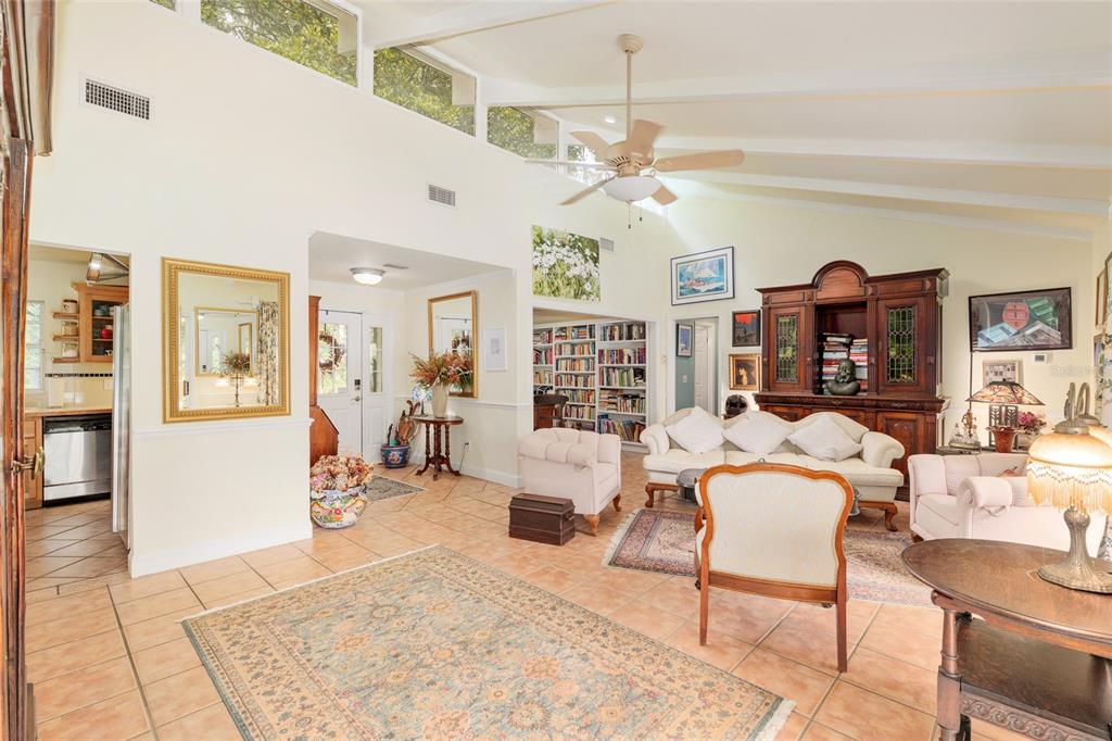 Newberry, Florida, 32669, United States, 3 Bedrooms Bedrooms, ,2 BathroomsBathrooms,Residential,For Sale,1847426