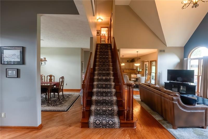 Finleyville, Pennsylvania, 15332, United States, 4 Bedrooms Bedrooms, ,4 BathroomsBathrooms,Residential,For Sale,1985685