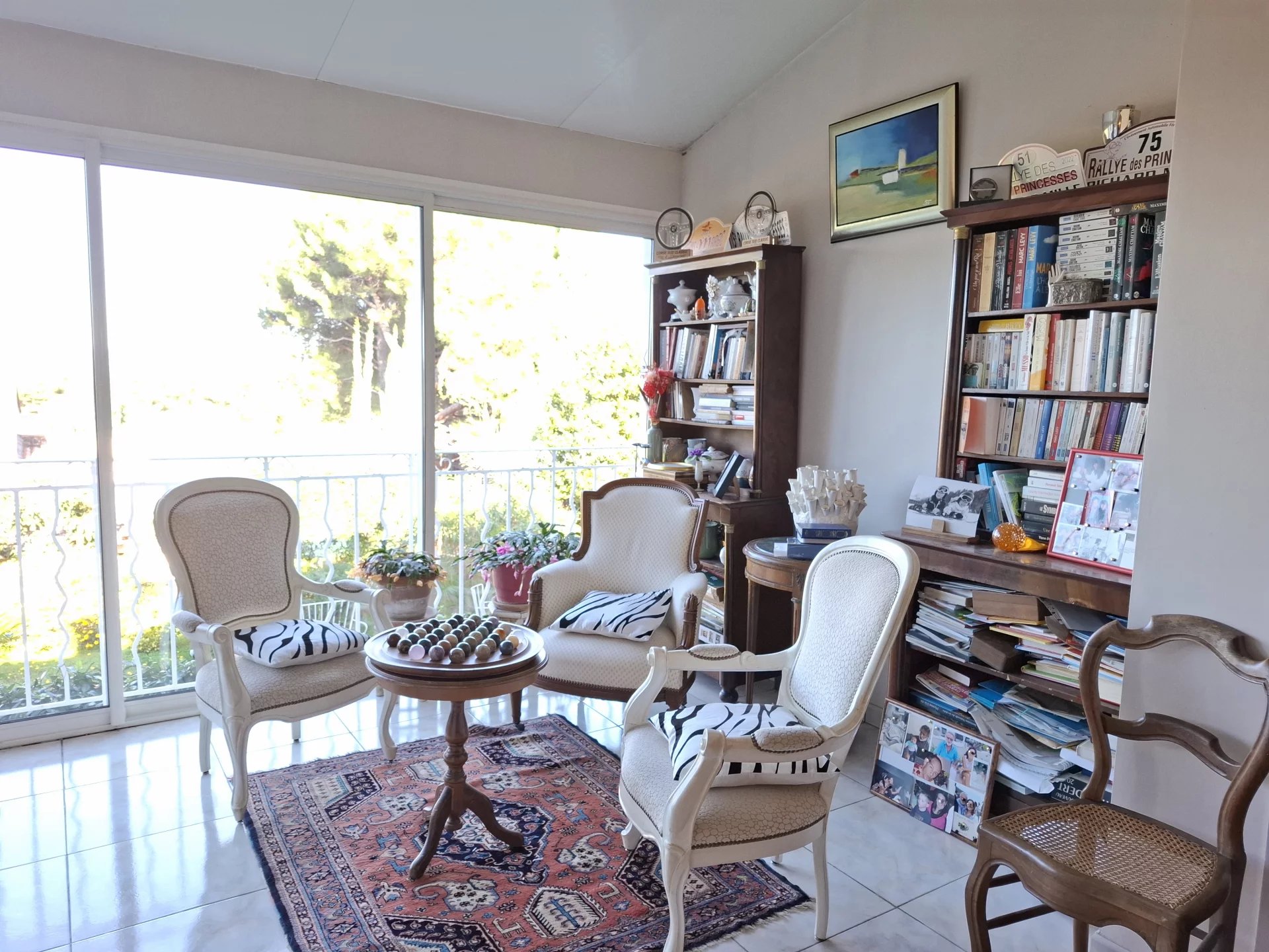 Hyères, Provence-Alpes-Côte d’Azur, 83400, FR, 3 Bedrooms Bedrooms, ,3 BathroomsBathrooms,Residential,For Sale,1987881