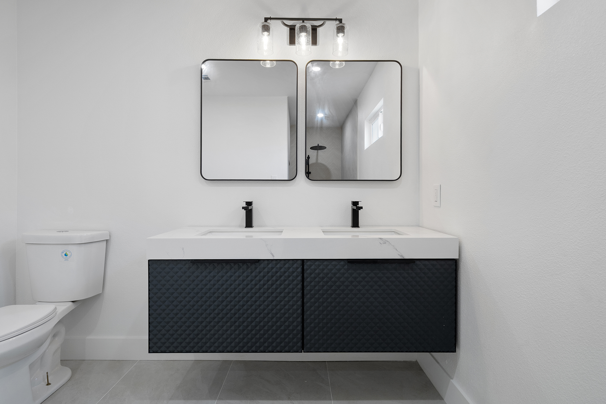 Riverside, California, 92503, United States, 3 Bedrooms Bedrooms, ,2 BathroomsBathrooms,Residential,For Sale,2015338