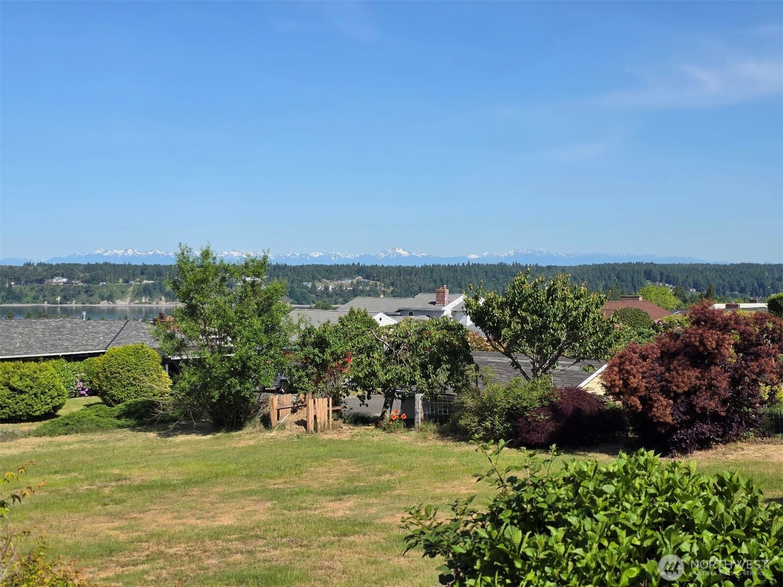 Tacoma, Washington, 98465, United States, 3 Bedrooms Bedrooms, ,2 BathroomsBathrooms,Residential,For Sale,1829131