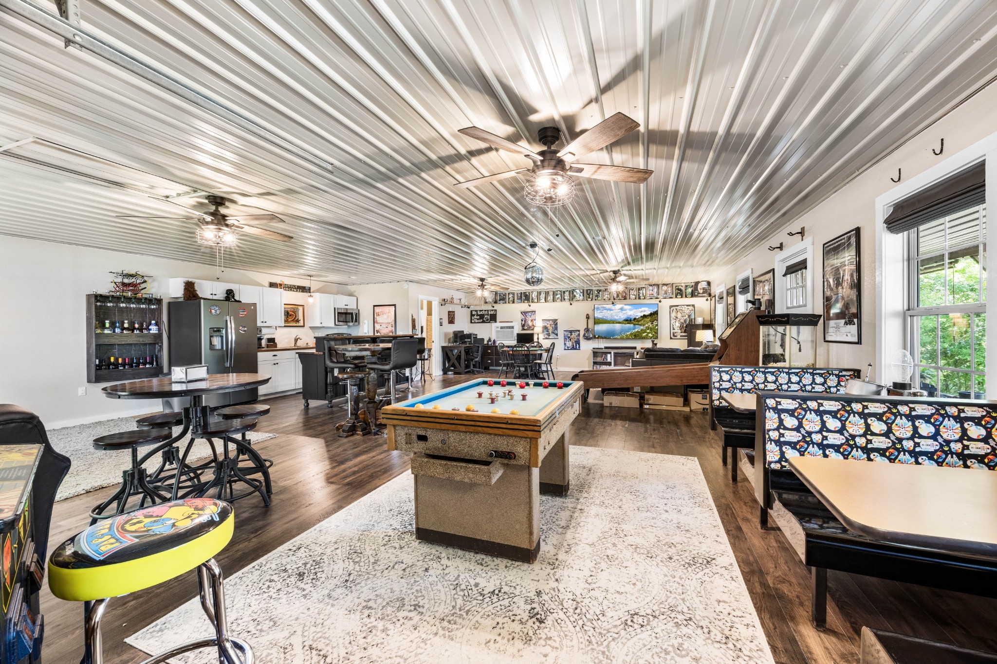 Dover, Tennessee, 37058, United States, 4 Bedrooms Bedrooms, ,3 BathroomsBathrooms,Residential,For Sale,1915564