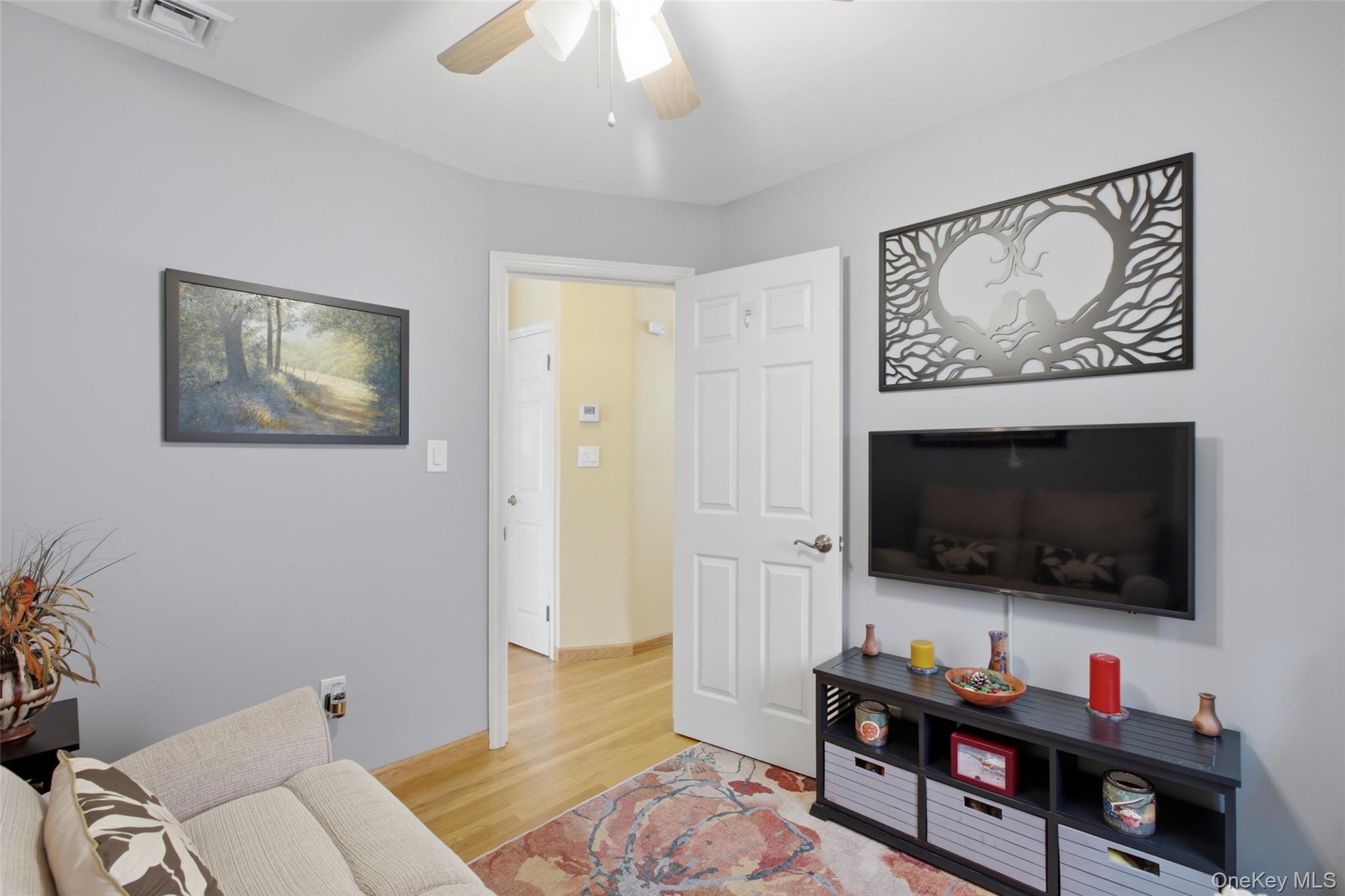  194 Willis Avenue, Floral Park, NY, 11001 - 物件實景