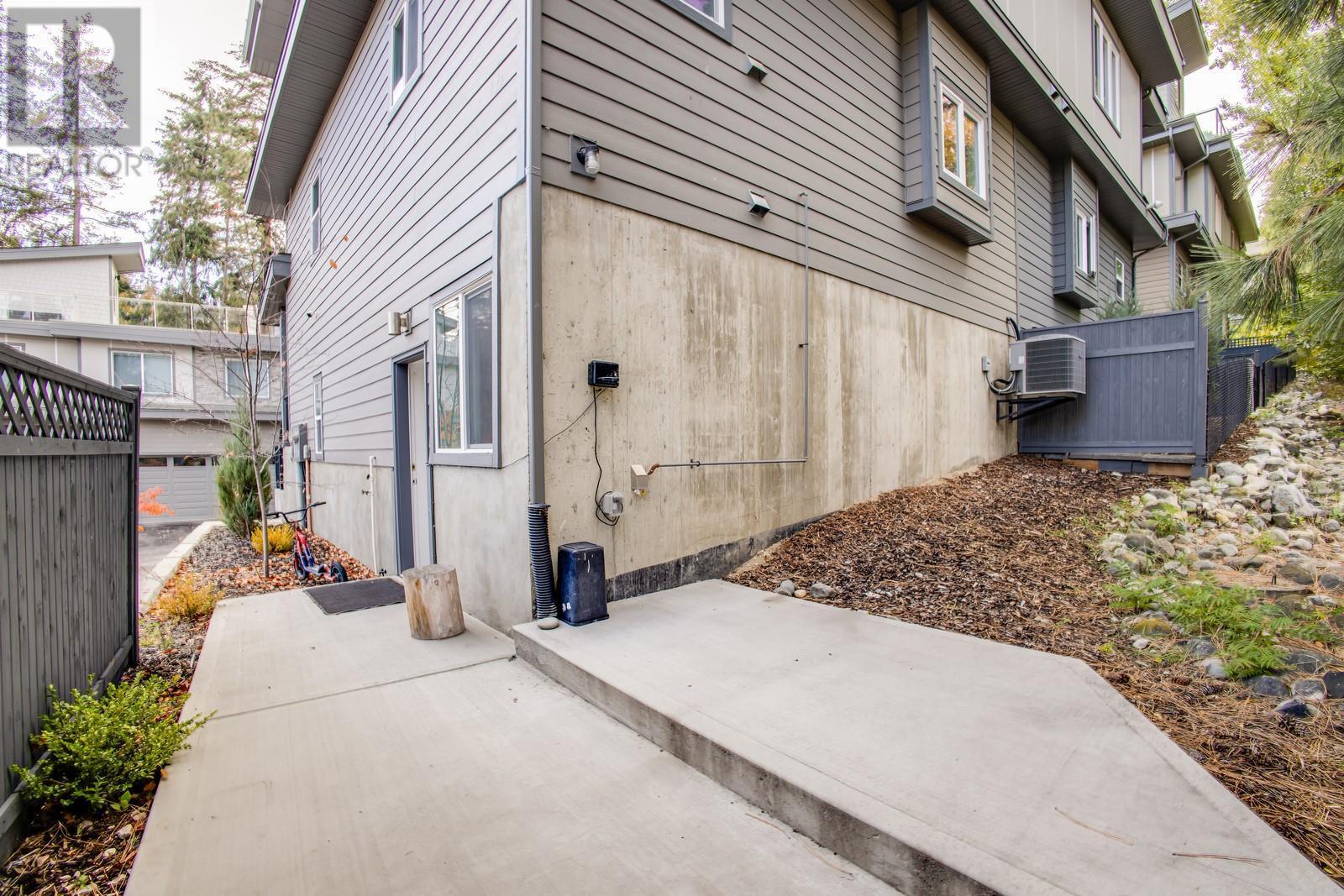 LAKE COUNTRY, British Columbia, V4V 1H8, CA, 4 Bedrooms Bedrooms, ,2 BathroomsBathrooms,Residential,For Sale,1906166