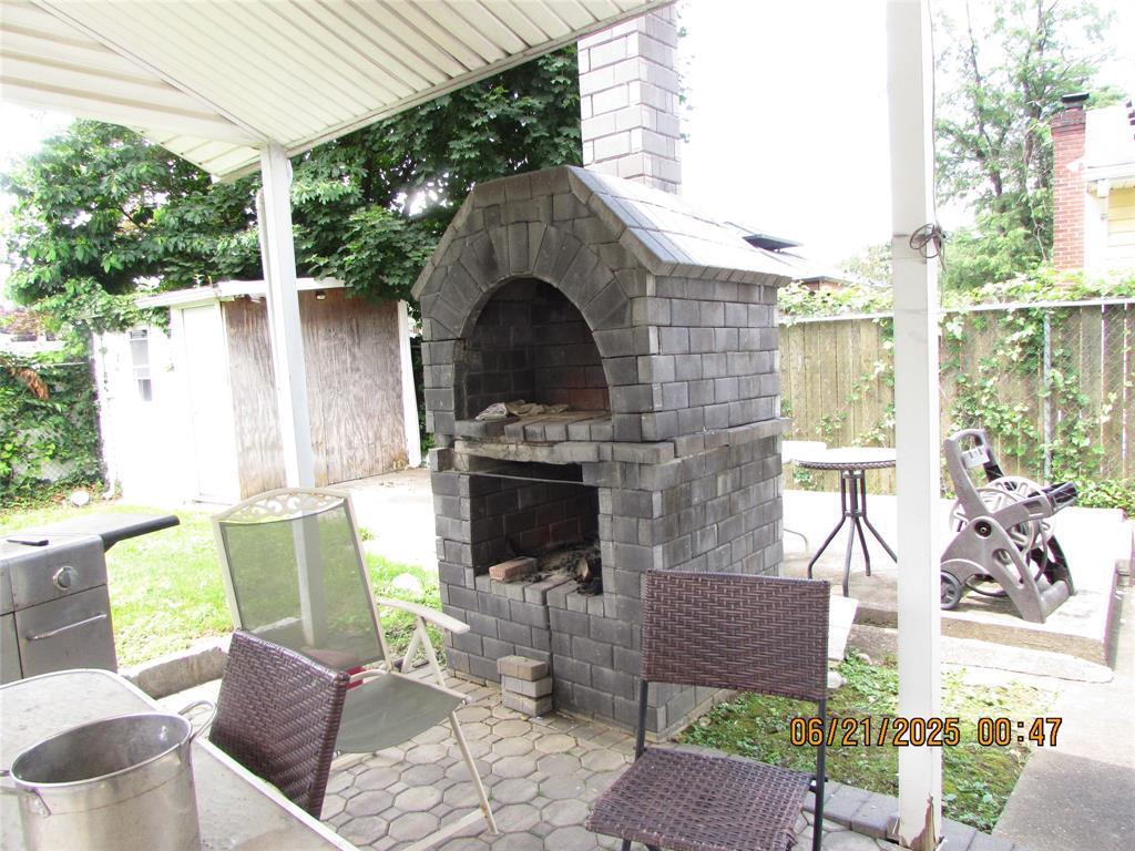 Yonkers, New York, 10710, United States, 3 Bedrooms Bedrooms, ,3 BathroomsBathrooms,Residential,For Sale,1978915