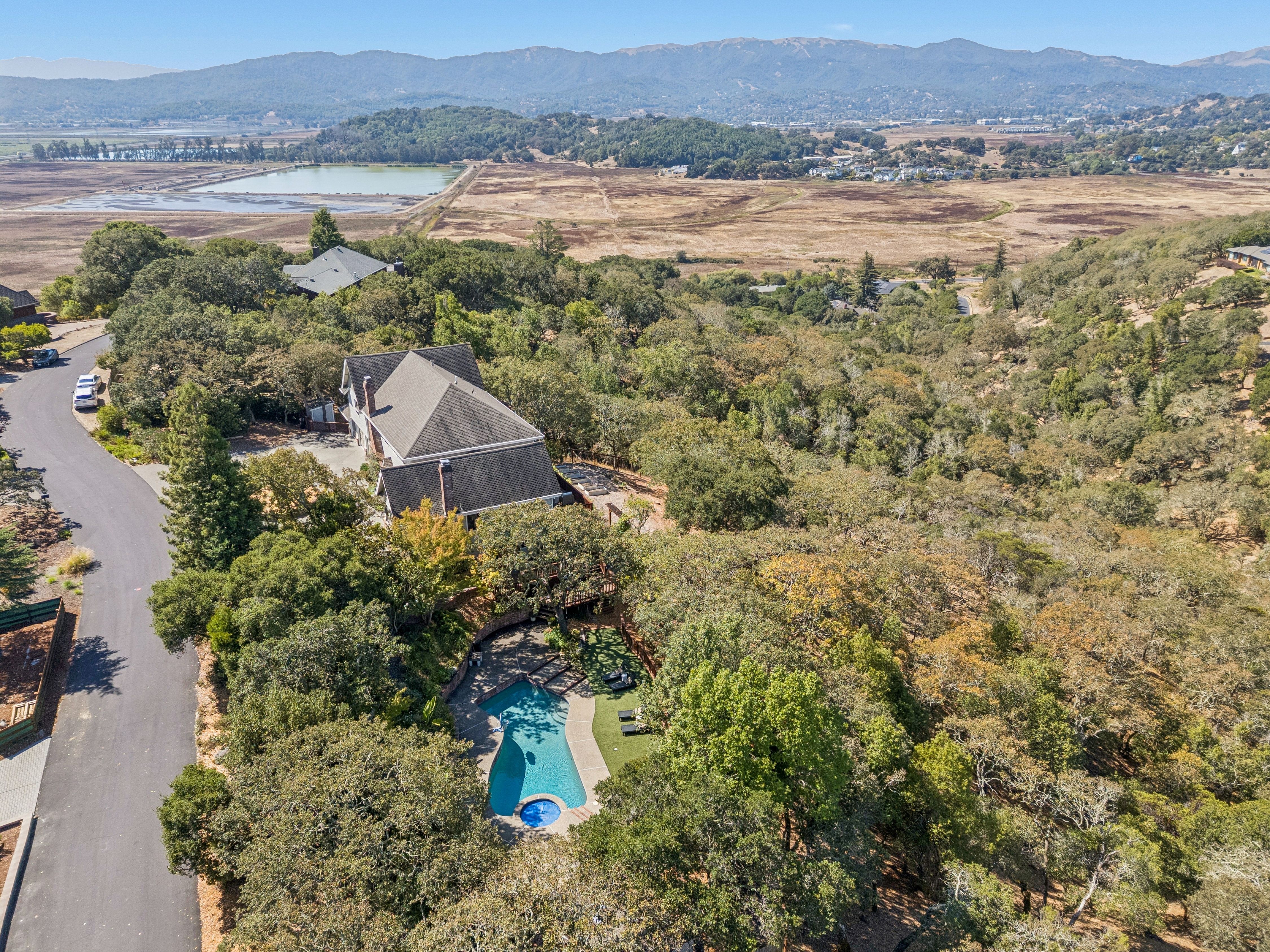  Private Sanctuary in Atherton Oaks - 物件實景