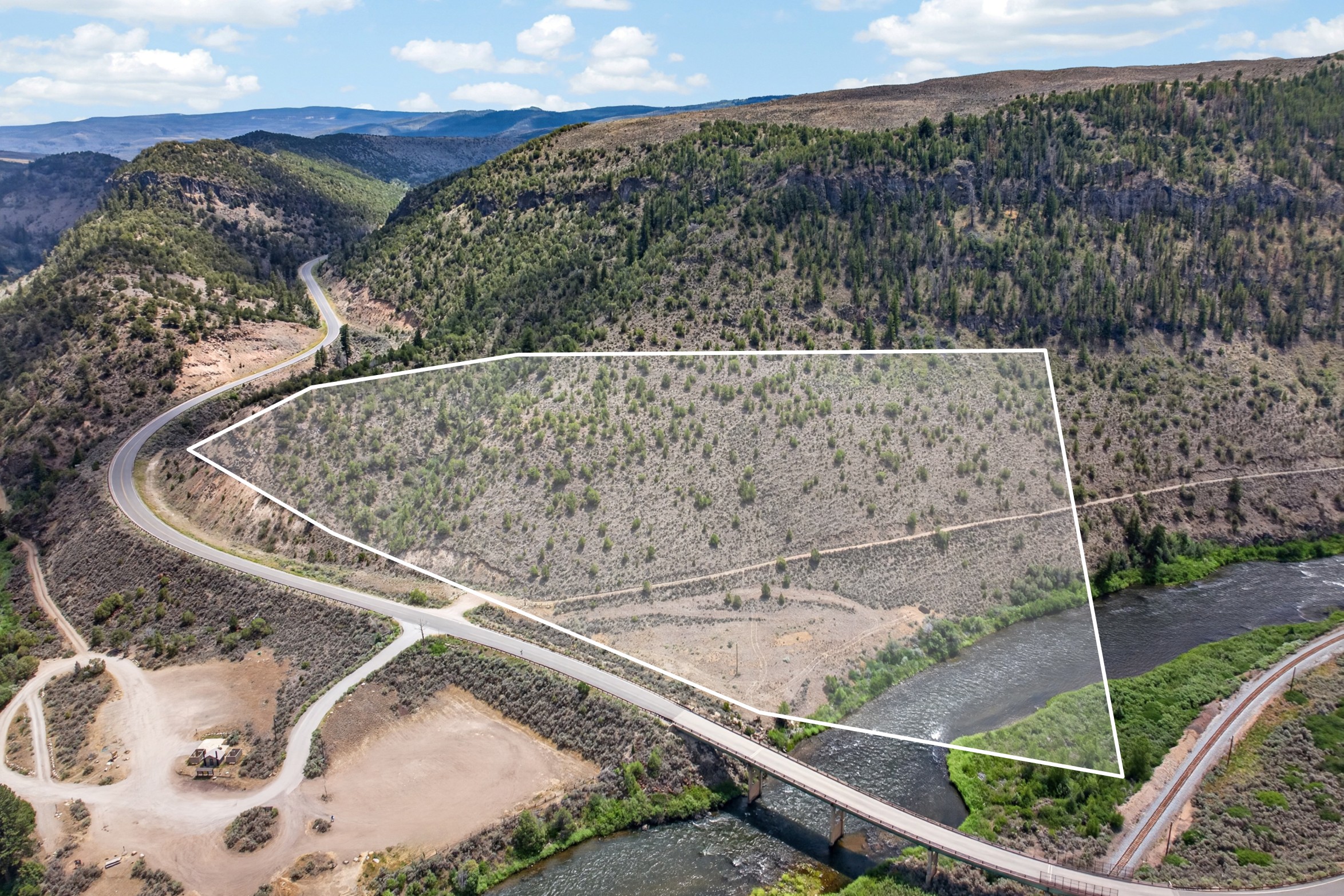  twelve acres at the place where  history crosses the colorado river - 物件實景