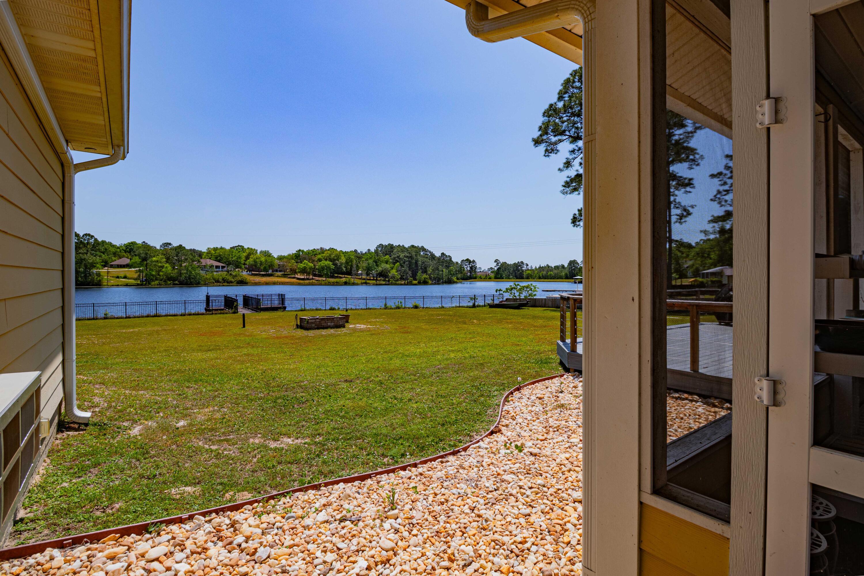 Crestview, Florida, 32539, United States, 3 Bedrooms Bedrooms, ,2 BathroomsBathrooms,Residential,For Sale,1879001
