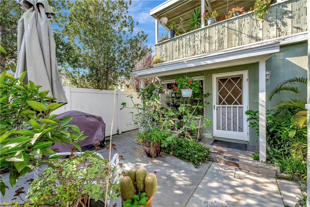 Seal Beach, California, 90740, United States, 4 Bedrooms Bedrooms, ,2 BathroomsBathrooms,Residential,For Sale,2001777