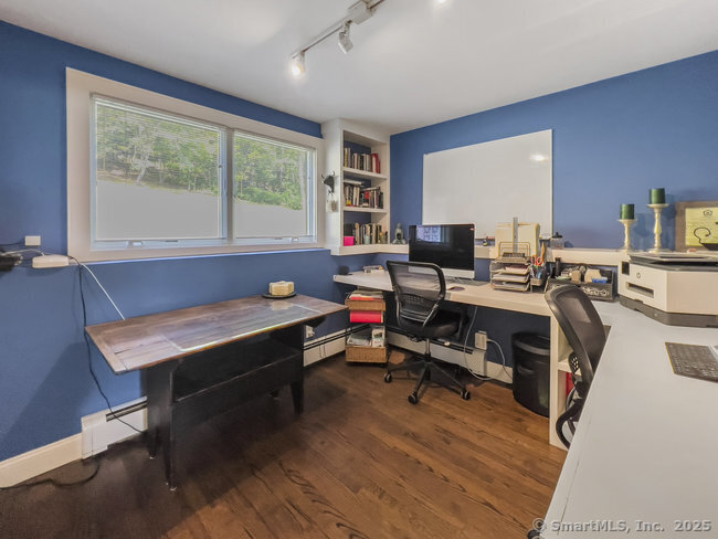 New Fairfield, Connecticut, 06812, United States, 4 Bedrooms Bedrooms, ,4 BathroomsBathrooms,Residential,For Sale,1837226