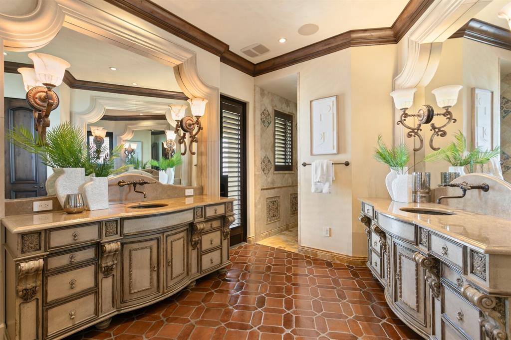 Tierra Verde, Florida, 33715, United States, 5 Bedrooms Bedrooms, ,6 BathroomsBathrooms,Residential,For Sale,1989474