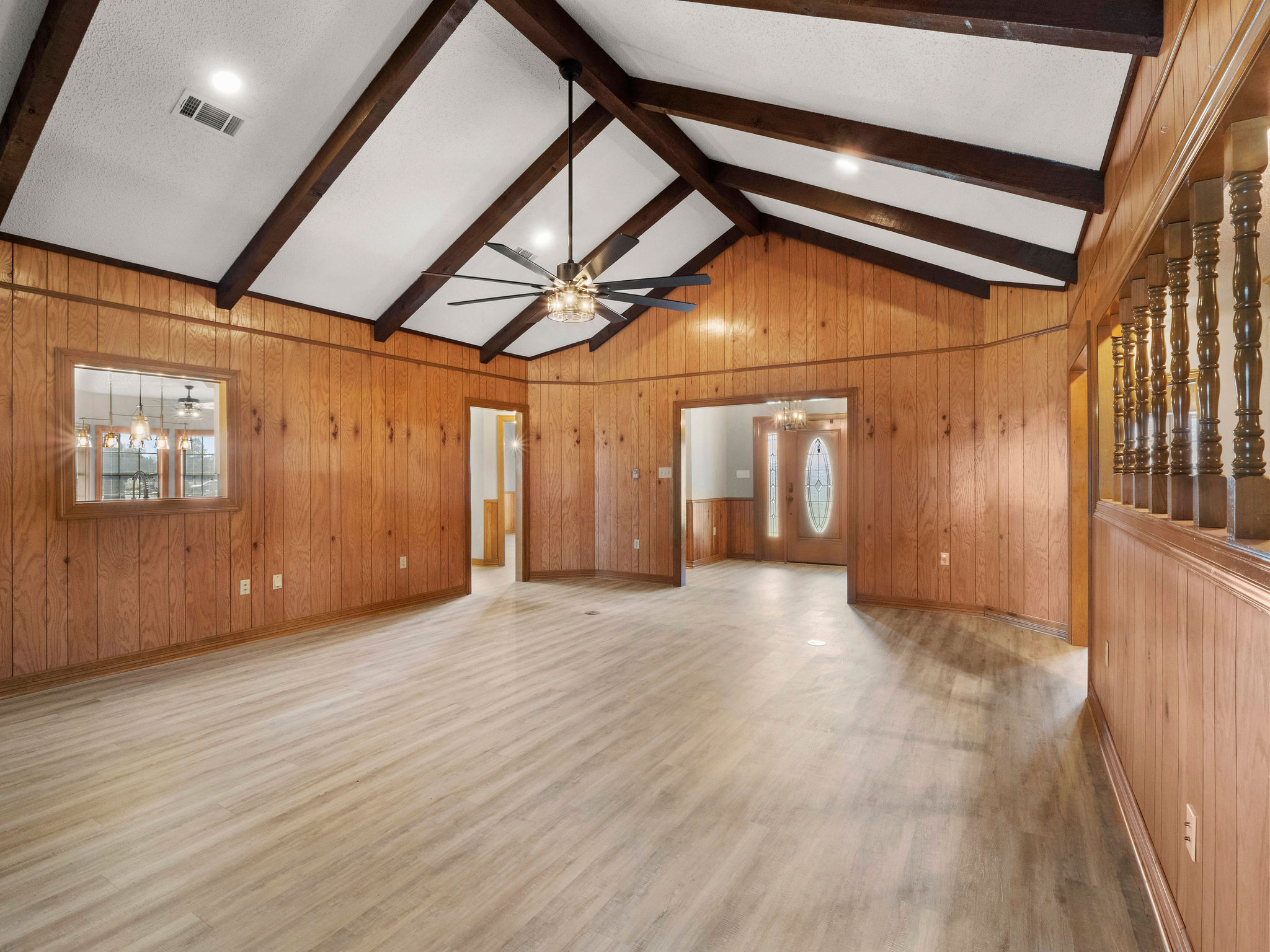 Zwolle, Louisiana, 71486, United States, 5 Bedrooms Bedrooms, ,3 BathroomsBathrooms,Residential,For Sale,1981648