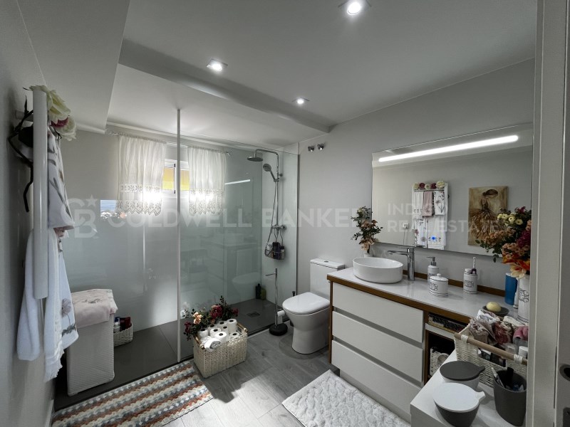 Pontevedra, Vigo, Comesa?a - Matam?, Matam? Pontev, Vigo, Galicia, ES, 4 Bedrooms Bedrooms, ,3 BathroomsBathrooms,Residential,For Sale,Pontevedra, Vigo, Comesa?a - Matam?, Matam? Pontev,1599052