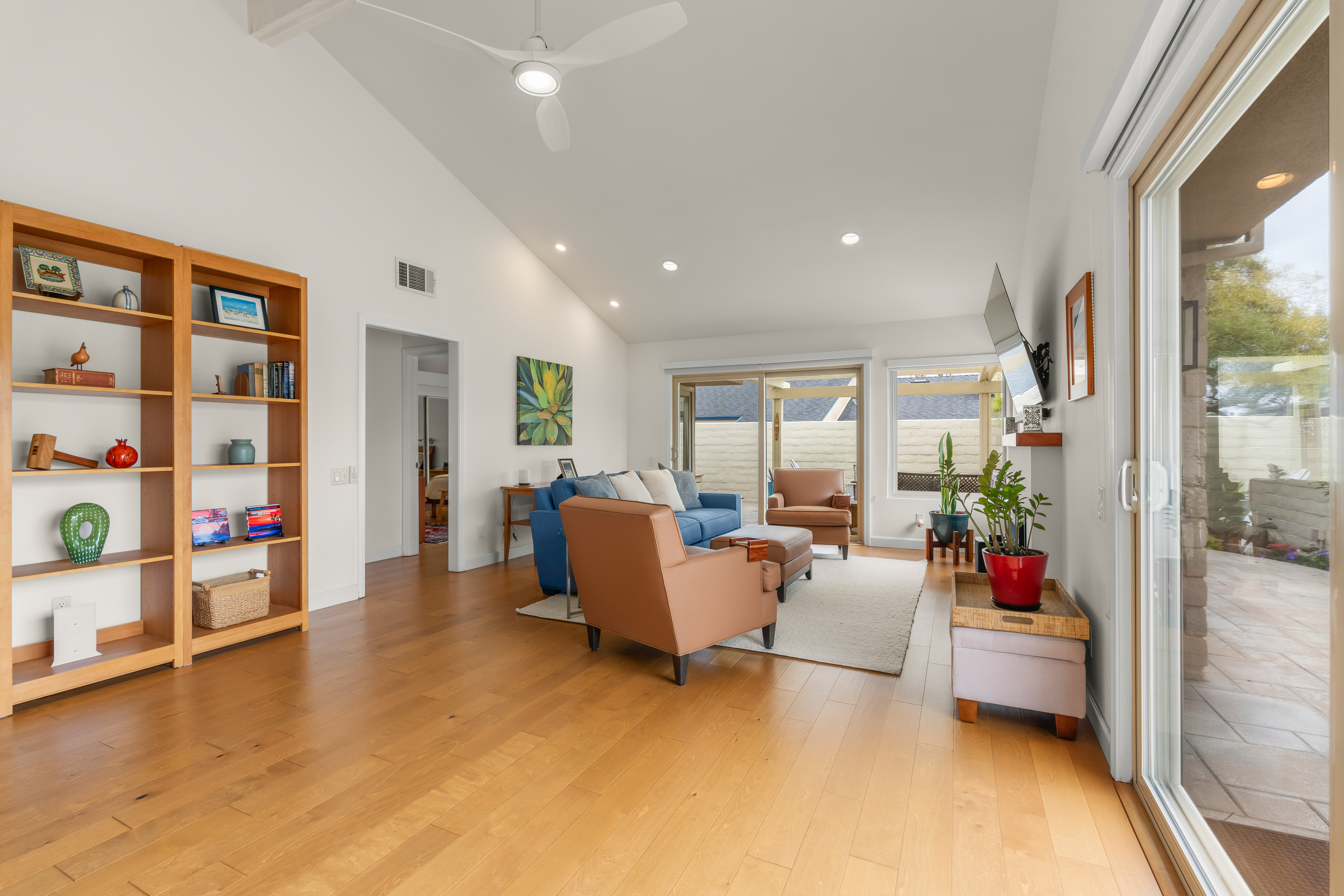  960 Emerald Court, Ventura, CA 93004 - 物件實景