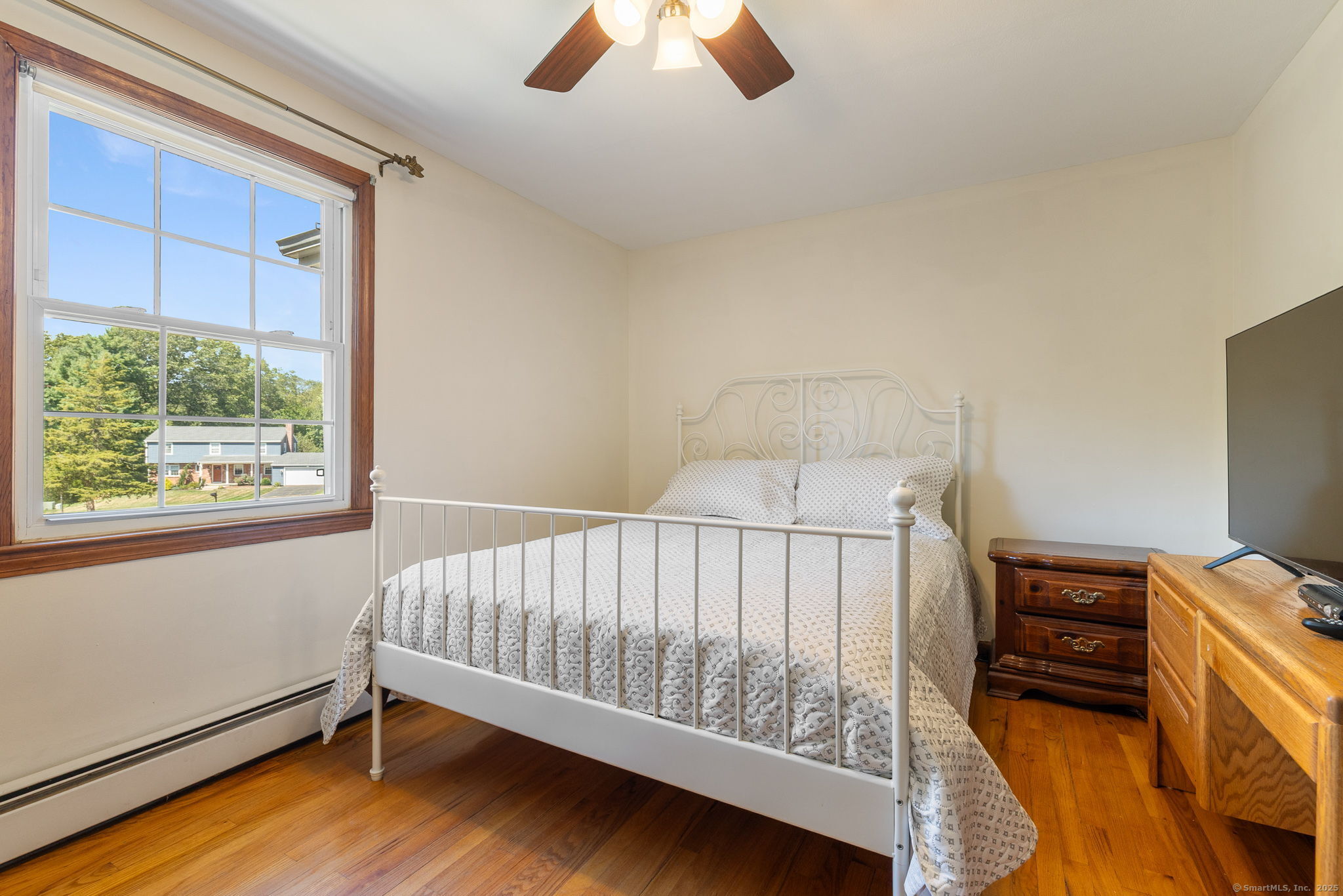 North Haven, Connecticut, 06473, United States, 5 Bedrooms Bedrooms, ,3 BathroomsBathrooms,Residential,For Sale,1956553