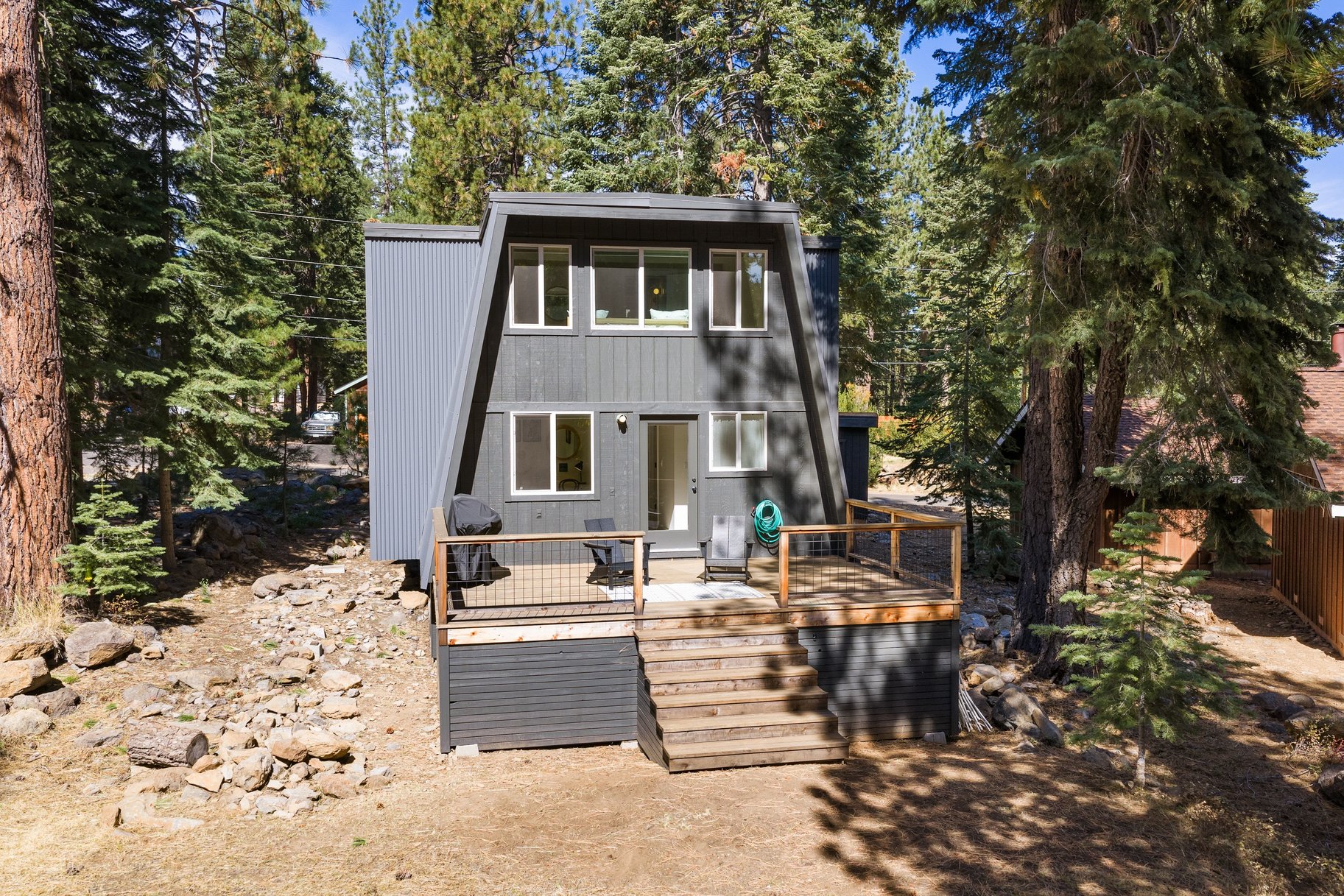  Modern Mountain Retreat Backing to Forest Service Land - 物件實景