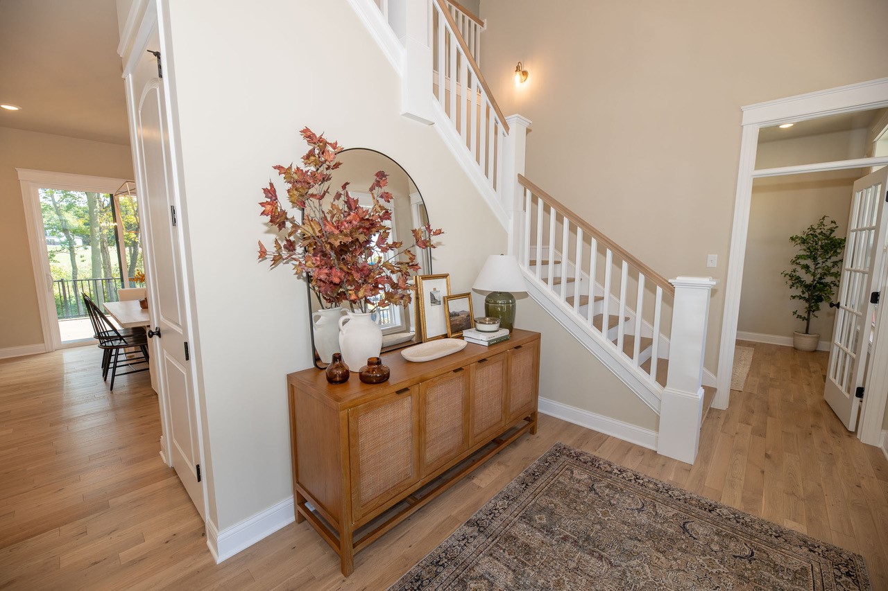 Valparaiso, Indiana, 46385, United States, 5 Bedrooms Bedrooms, ,4 BathroomsBathrooms,Residential,For Sale,1763116