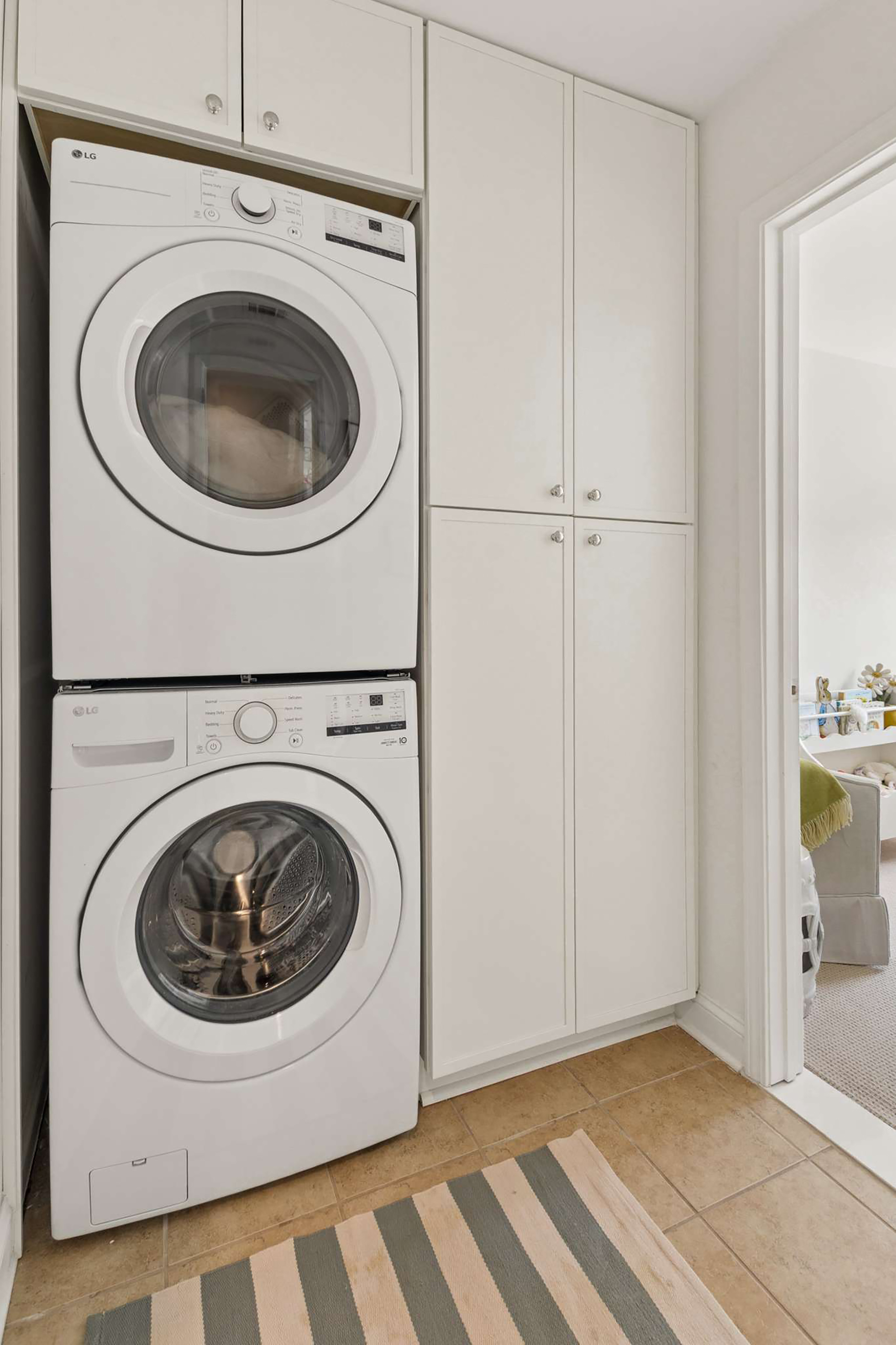  Beautiful, Light-filled Townhome in Historic Desirable Ardmore Park Neighborhood - 物件實景