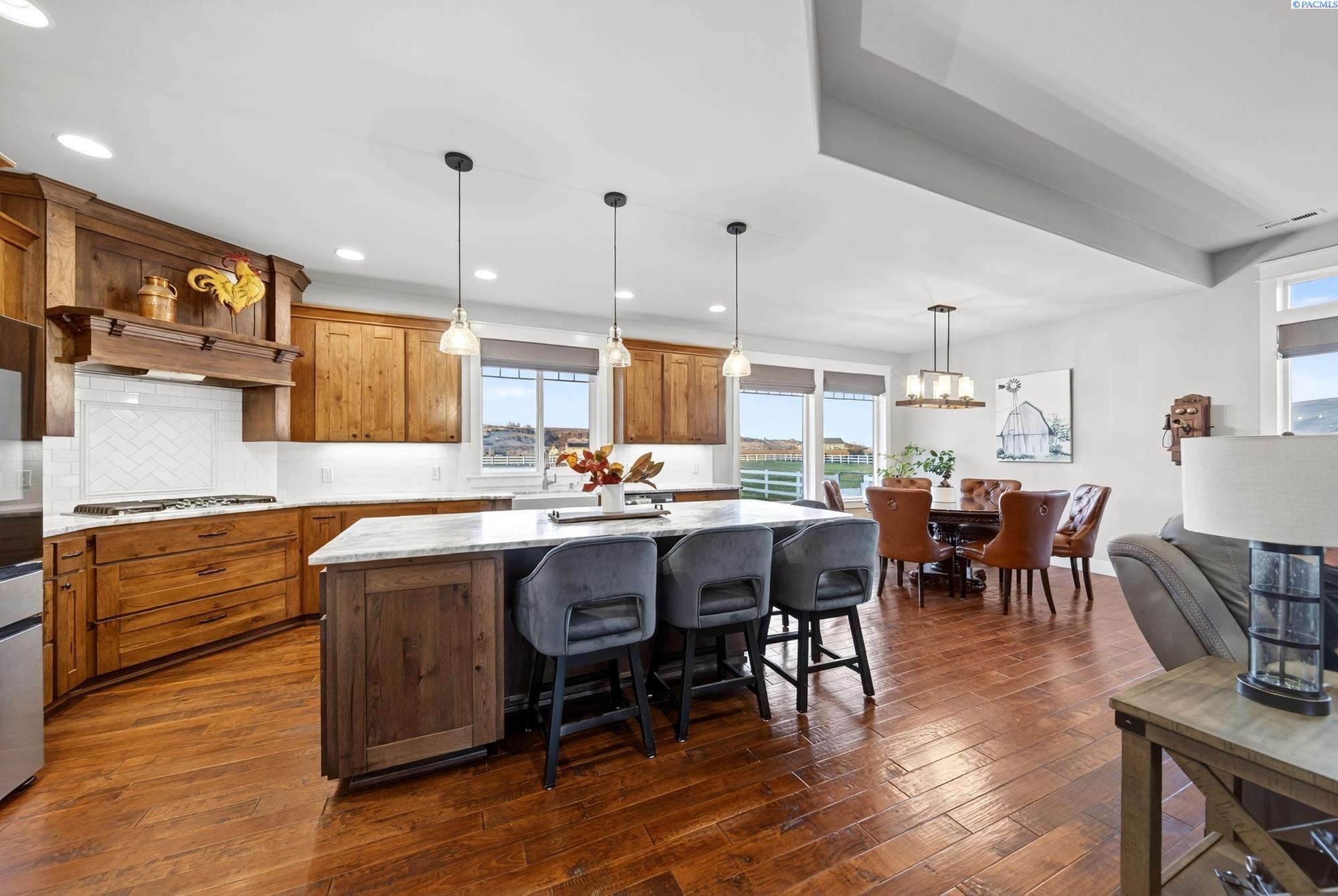 Prosser, Washington, 99350, United States, 3 Bedrooms Bedrooms, ,1 BathroomBathrooms,Residential,For Sale,1998379