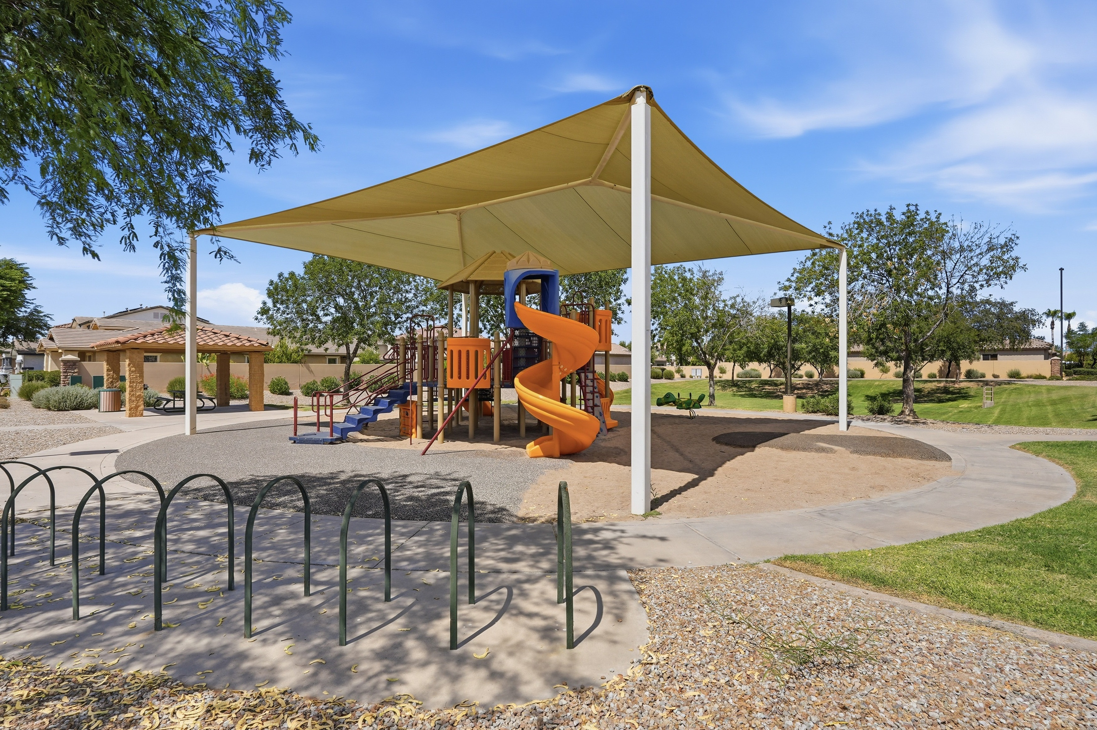  7037 S Trophy Lane  Gilbert, AZ - 物件實景