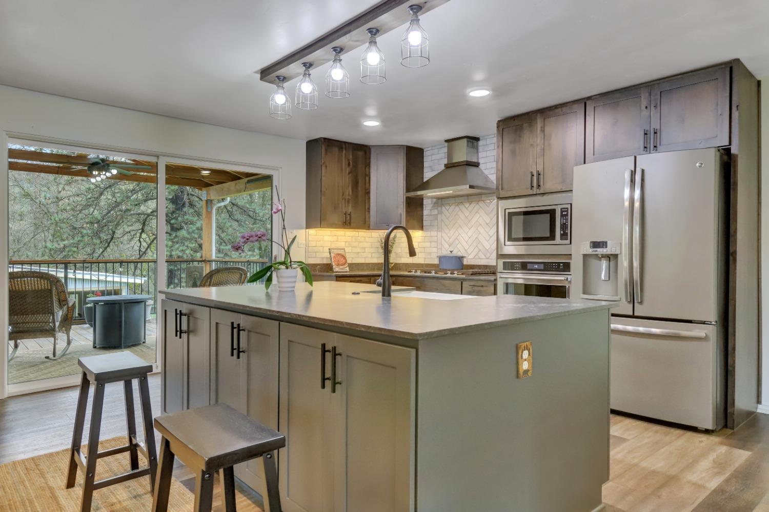 Nevada City, California, 95959, United States, 3 Bedrooms Bedrooms, ,2 BathroomsBathrooms,Residential,For Sale,1975020