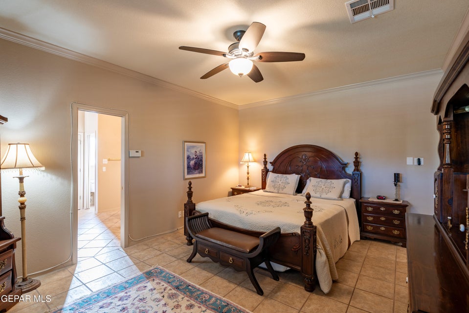 El Paso, Texas, 79912, United States, 4 Bedrooms Bedrooms, ,3 BathroomsBathrooms,Residential,For Sale,1988584