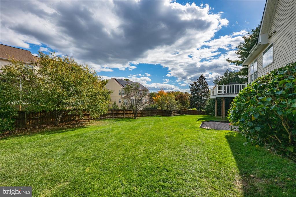 Leesburg, Virginia, 20175, United States, 5 Bedrooms Bedrooms, ,4 BathroomsBathrooms,Residential,For Sale,1987401