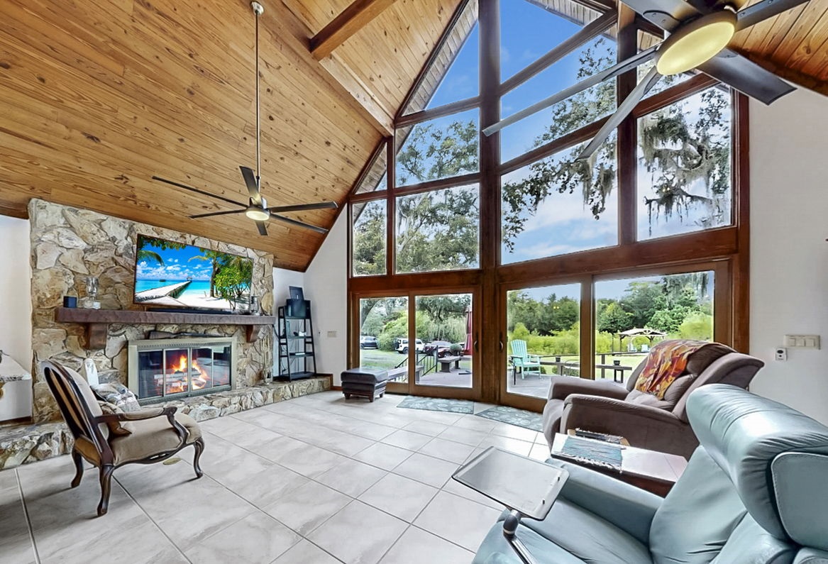 Wimauma, Florida, 33598, United States, 3 Bedrooms Bedrooms, ,2 BathroomsBathrooms,Residential,For Sale,1943495