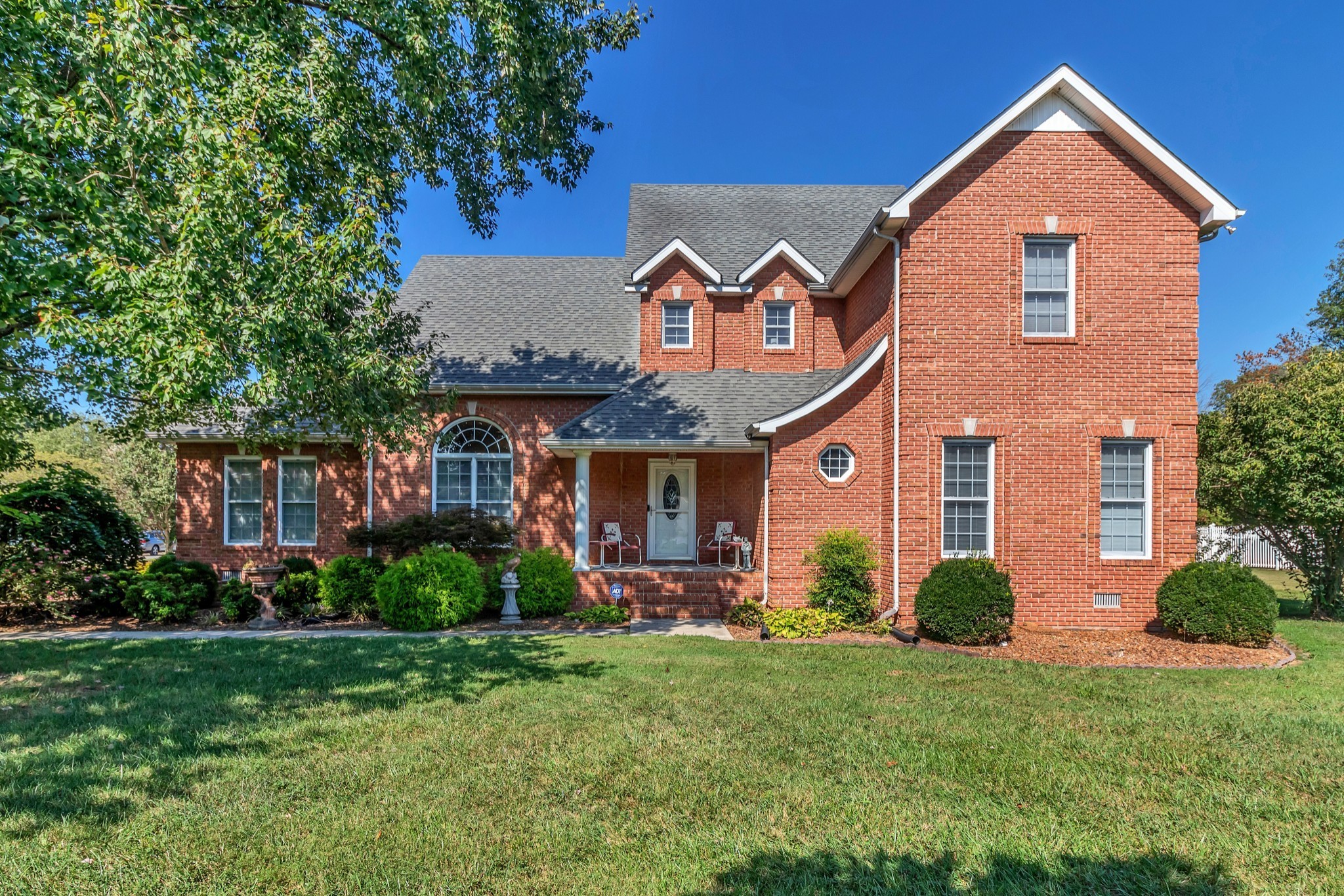 Winchester, Tennessee, 37398, United States, 3 Bedrooms Bedrooms, ,3 BathroomsBathrooms,Residential,For Sale,1924416