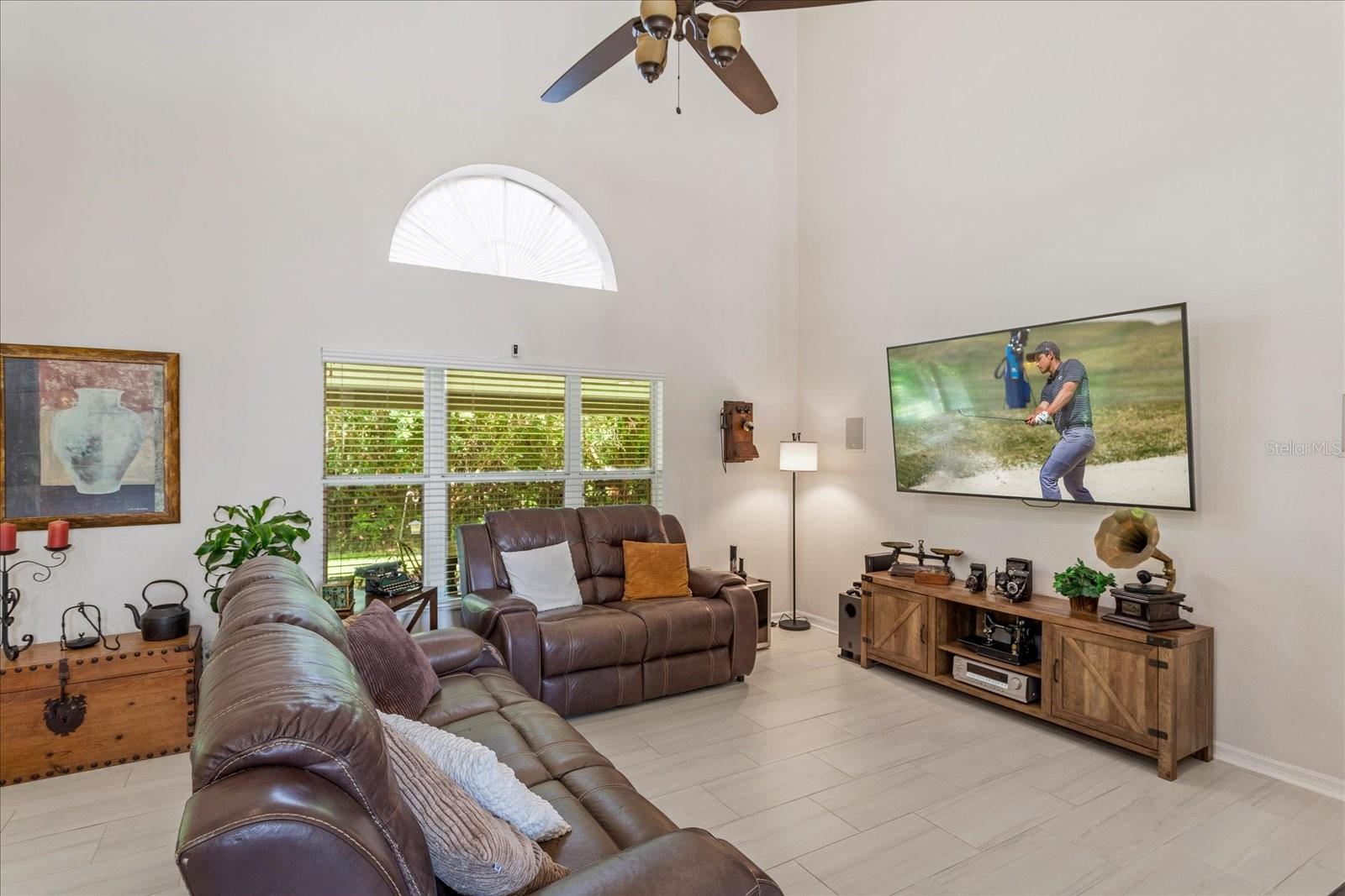 ORLANDO, Florida, 32832, United States, 4 Bedrooms Bedrooms, ,3 BathroomsBathrooms,Residential,For Sale,1983703