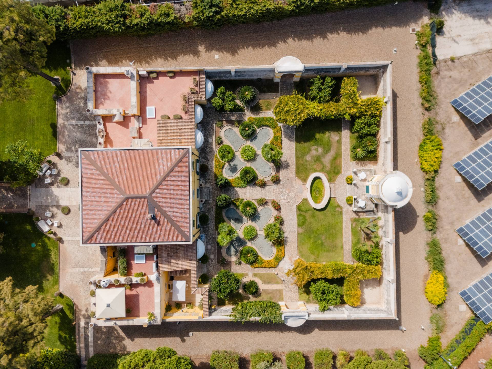 Molfetta, Bari, 70056, IT, 3 Bedrooms Bedrooms, ,4 BathroomsBathrooms,Residential,For Sale,1988051