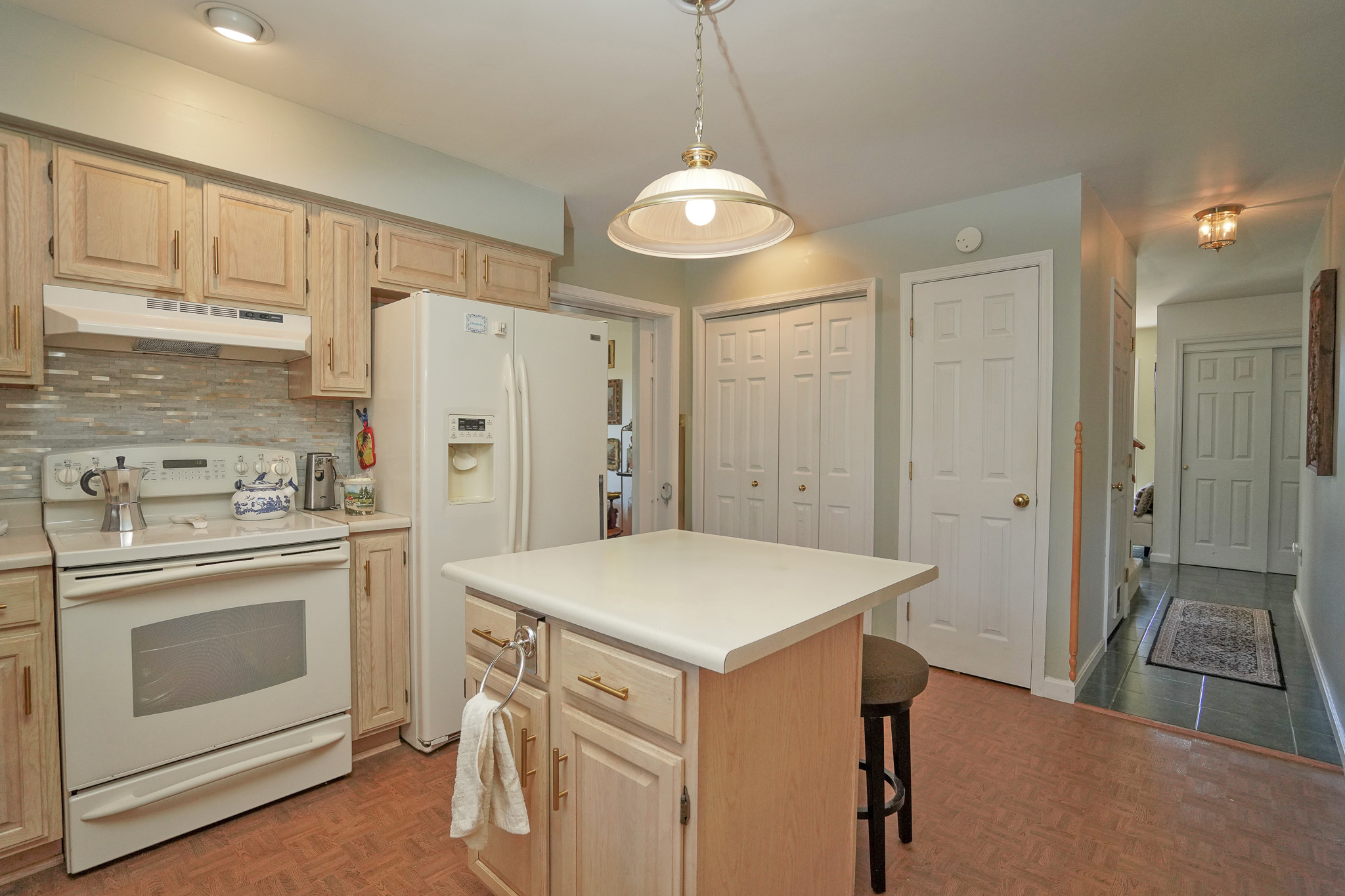 Tamaqua, Pennsylvania, 18252, United States, 4 Bedrooms Bedrooms, ,3 BathroomsBathrooms,Residential,For Sale,1980068