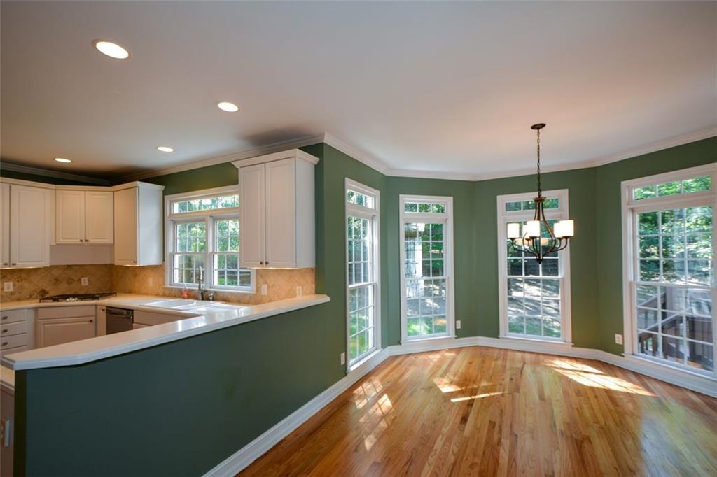 Alpharetta, Georgia, 30022, United States, 5 Bedrooms Bedrooms, ,5 BathroomsBathrooms,Residential,For Sale,2002154