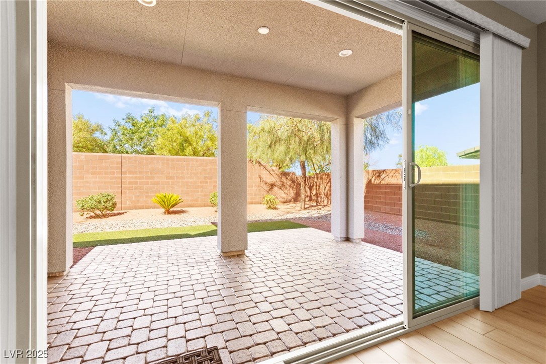 Las Vegas, Nevada, 89135, United States, 4 Bedrooms Bedrooms, ,4 BathroomsBathrooms,Residential,For Sale,1926199