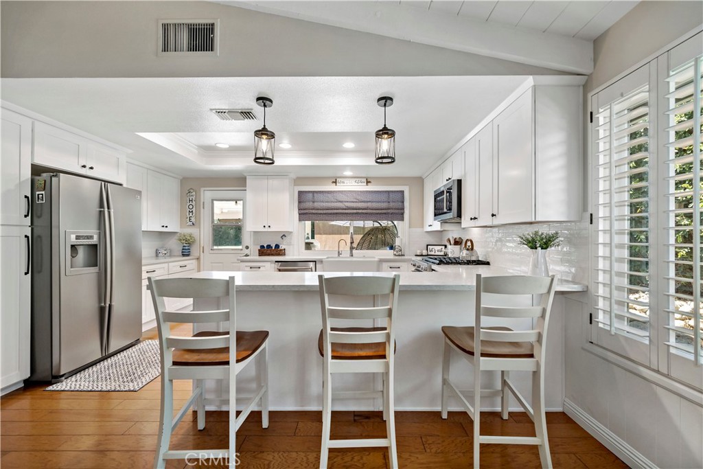 Upland, California, 91786, United States, 4 Bedrooms Bedrooms, ,2 BathroomsBathrooms,Residential,For Sale,1921413