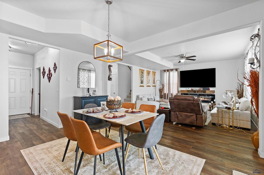 Rapid City, South Dakota, 57703, United States, 3 Bedrooms Bedrooms, ,3 BathroomsBathrooms,Residential,For Sale,1863610