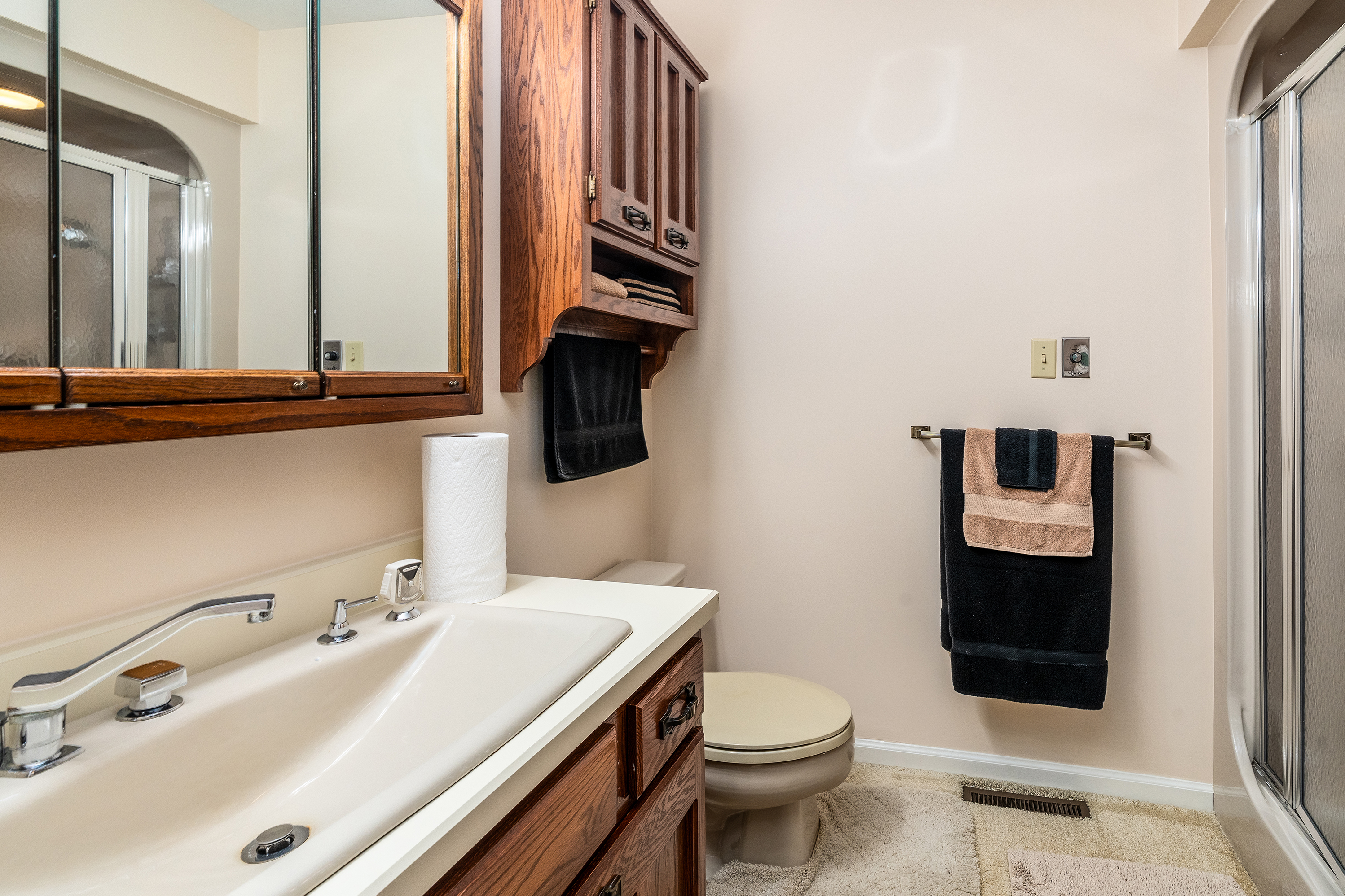 Marion, Illinois, 62959, United States, 7 Bedrooms Bedrooms, ,7 BathroomsBathrooms,Residential,For Sale,1979062