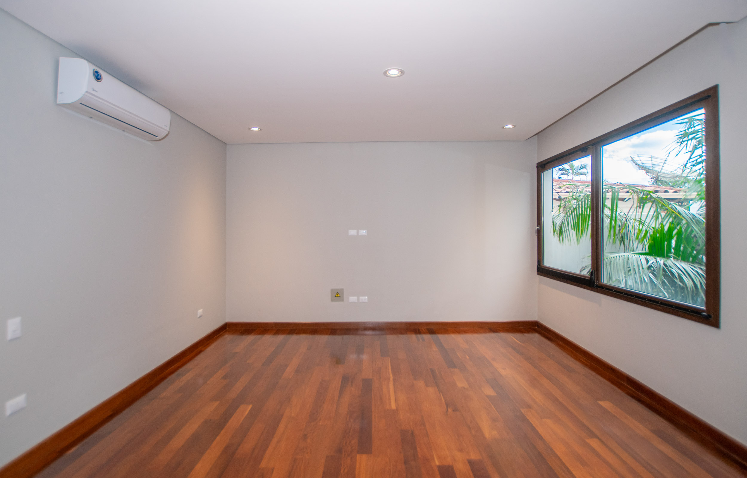  Brand-New Residence in the Paseo La Galería Area - 物件實景