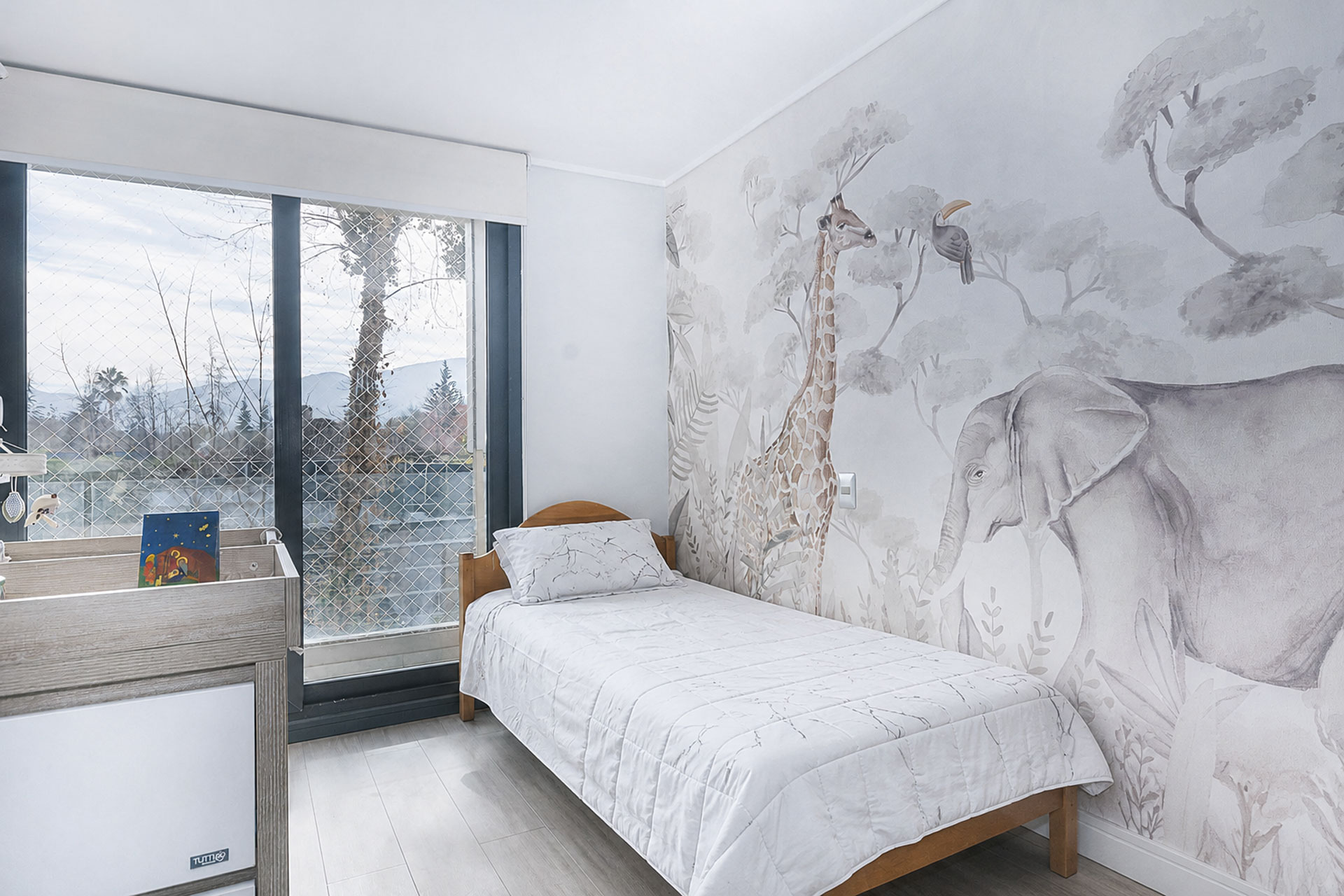  3-Bedroom Duplex in Central La Dehesa - 物件實景