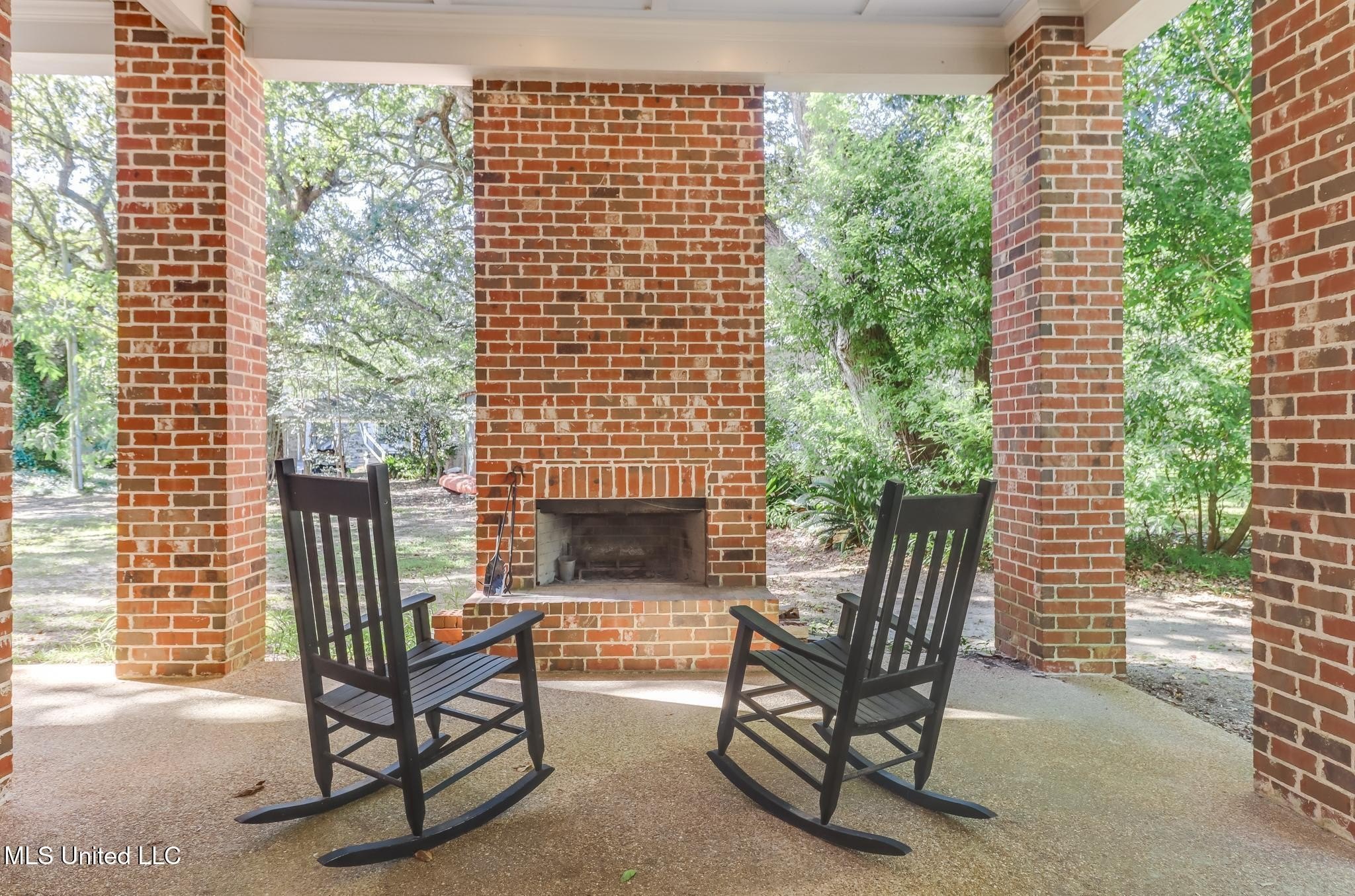 Pascagoula, Mississippi, 39581, United States, 5 Bedrooms Bedrooms, ,6 BathroomsBathrooms,Residential,For Sale,1977278