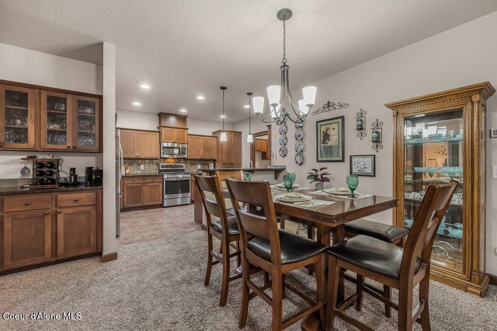 Coeur D'alene, Idaho, 83814, United States, 2 Bedrooms Bedrooms, ,Residential,For Sale,1998206