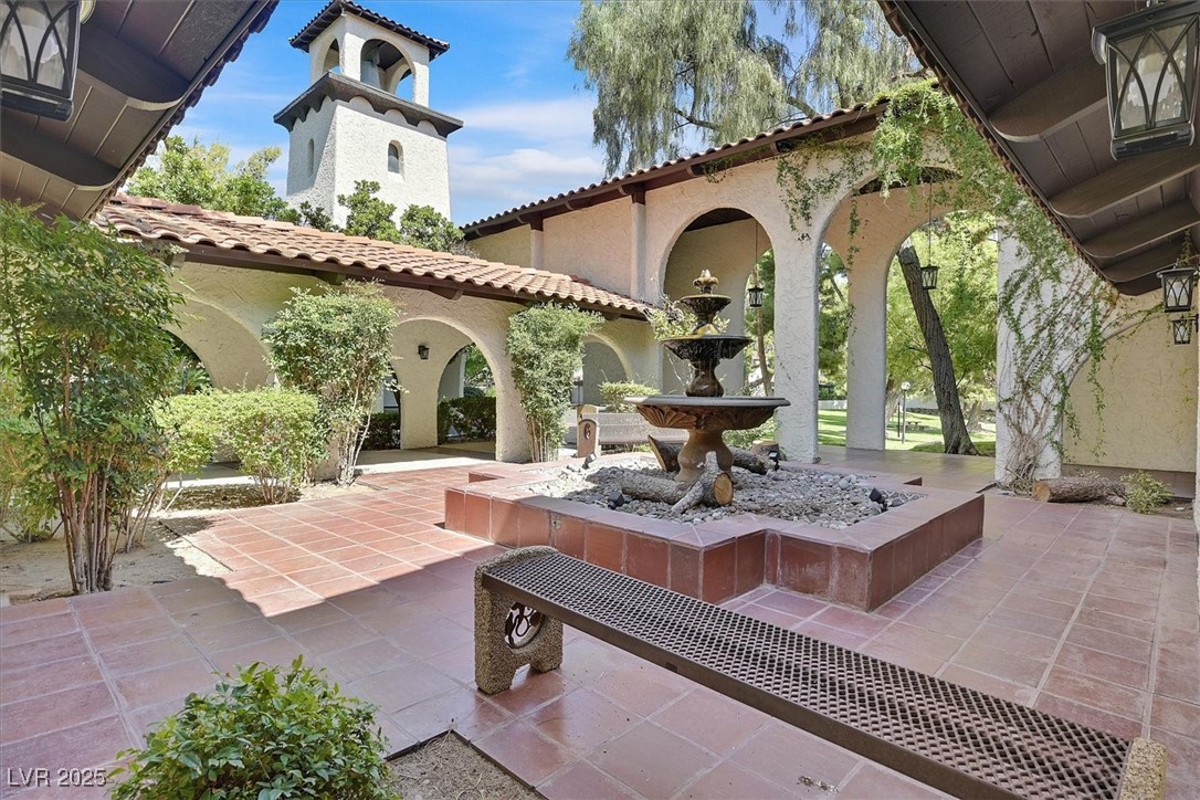 Las Vegas, Nevada, 89102, United States, 3 Bedrooms Bedrooms, ,2 BathroomsBathrooms,Residential,For Sale,1940412