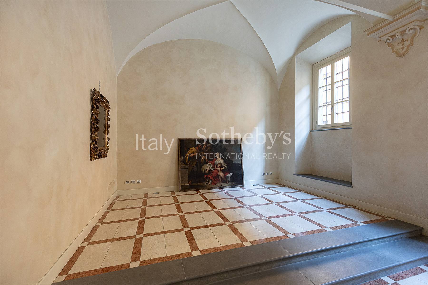  Exclusive residence with frescoes in a historic palace - 物件實景