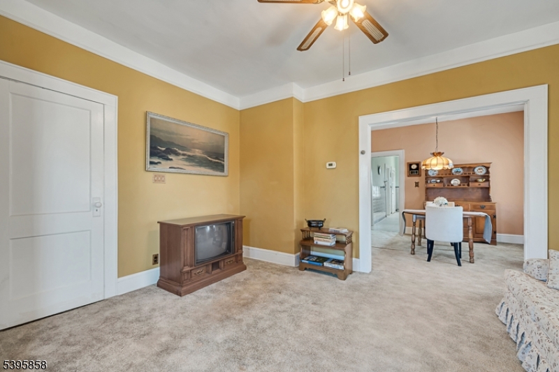 Hillside Twp., New Jersey, 07205, United States, 4 Bedrooms Bedrooms, ,2 BathroomsBathrooms,Residential,For Sale,1989487