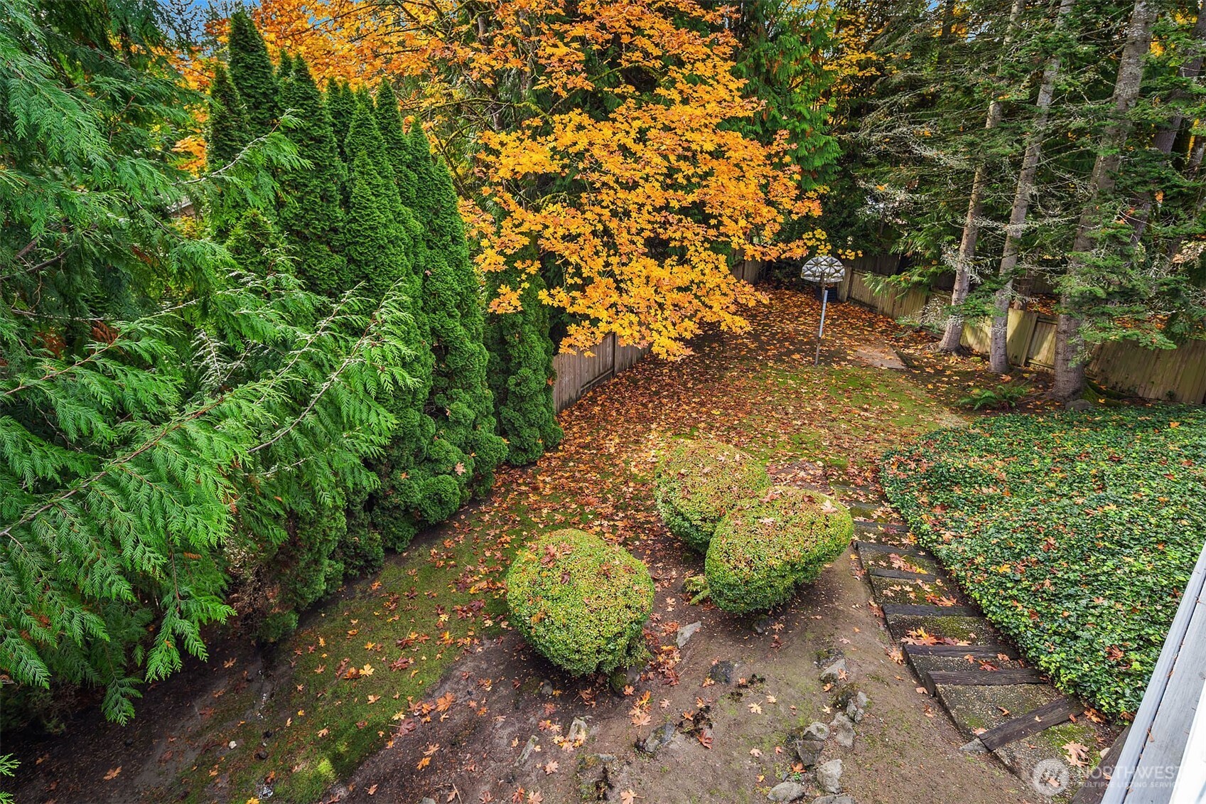 Redmond, Washington, 98052, United States, 3 Bedrooms Bedrooms, ,2 BathroomsBathrooms,Residential,For Sale,1990985