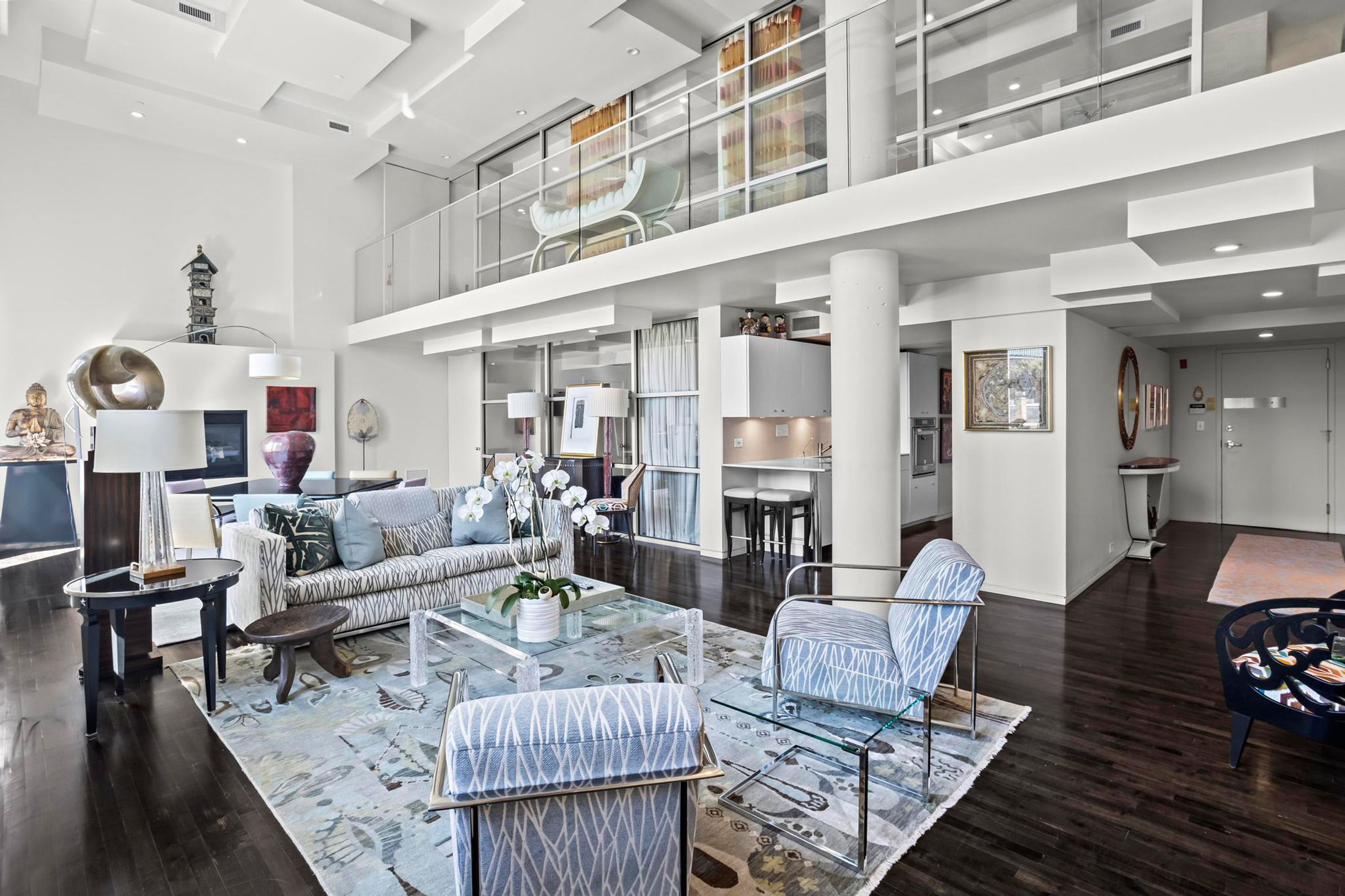  Remarkable Two-Story Loft with Skyline Views - 物件實景