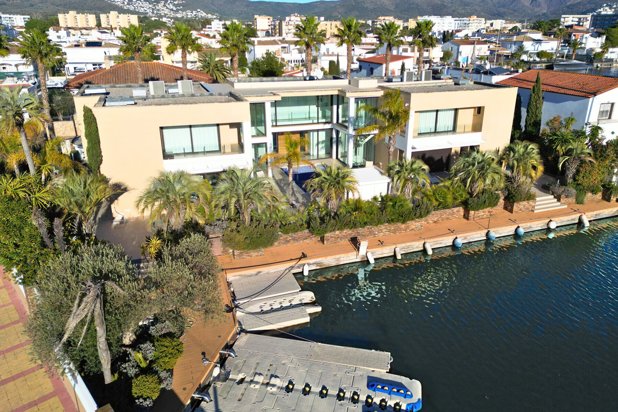  where  luxury and the nautical lifestyle meet - 物件實景