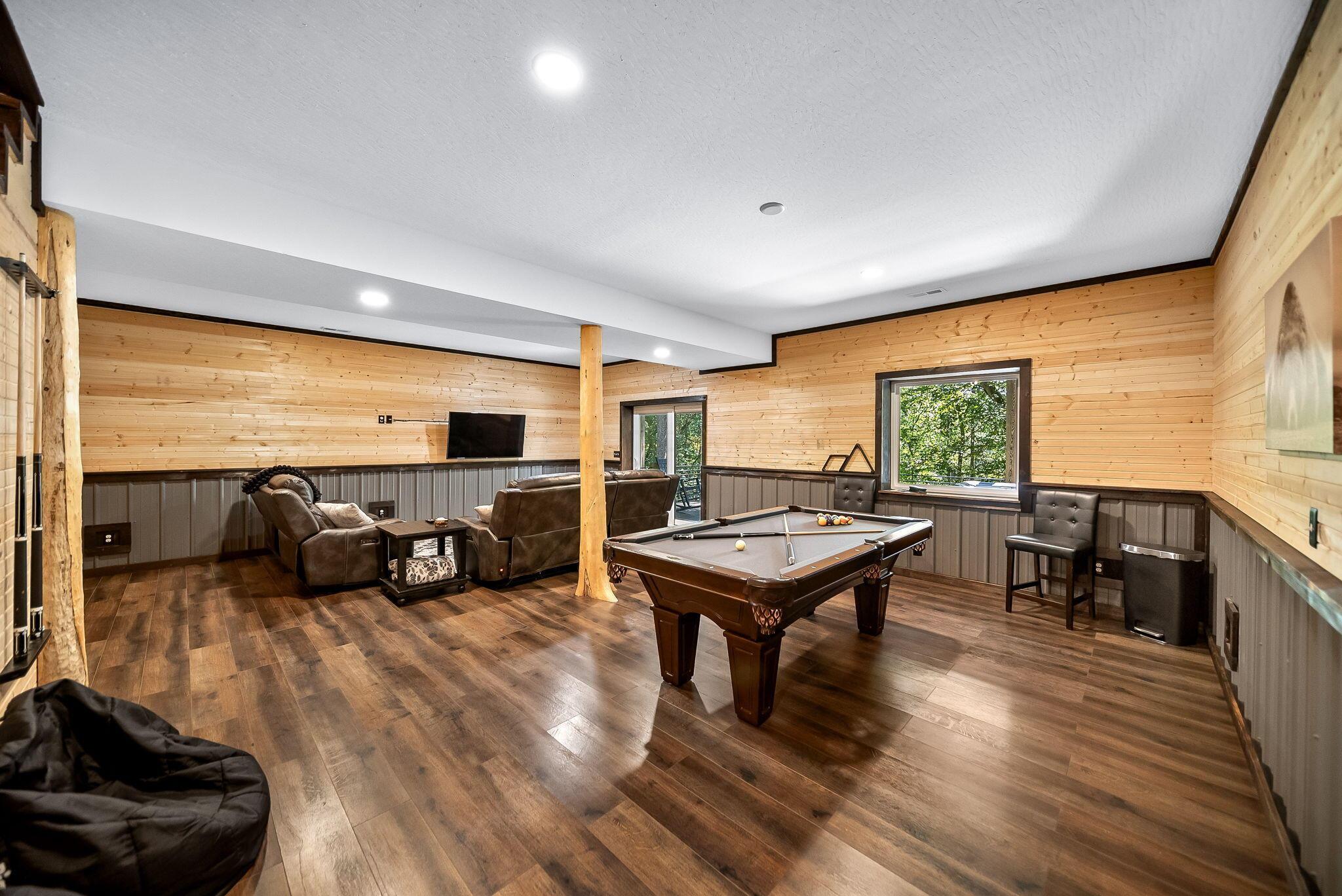 Rockbridge, Ohio, 43149, United States, 4 Bedrooms Bedrooms, ,3 BathroomsBathrooms,Residential,For Sale,1947972
