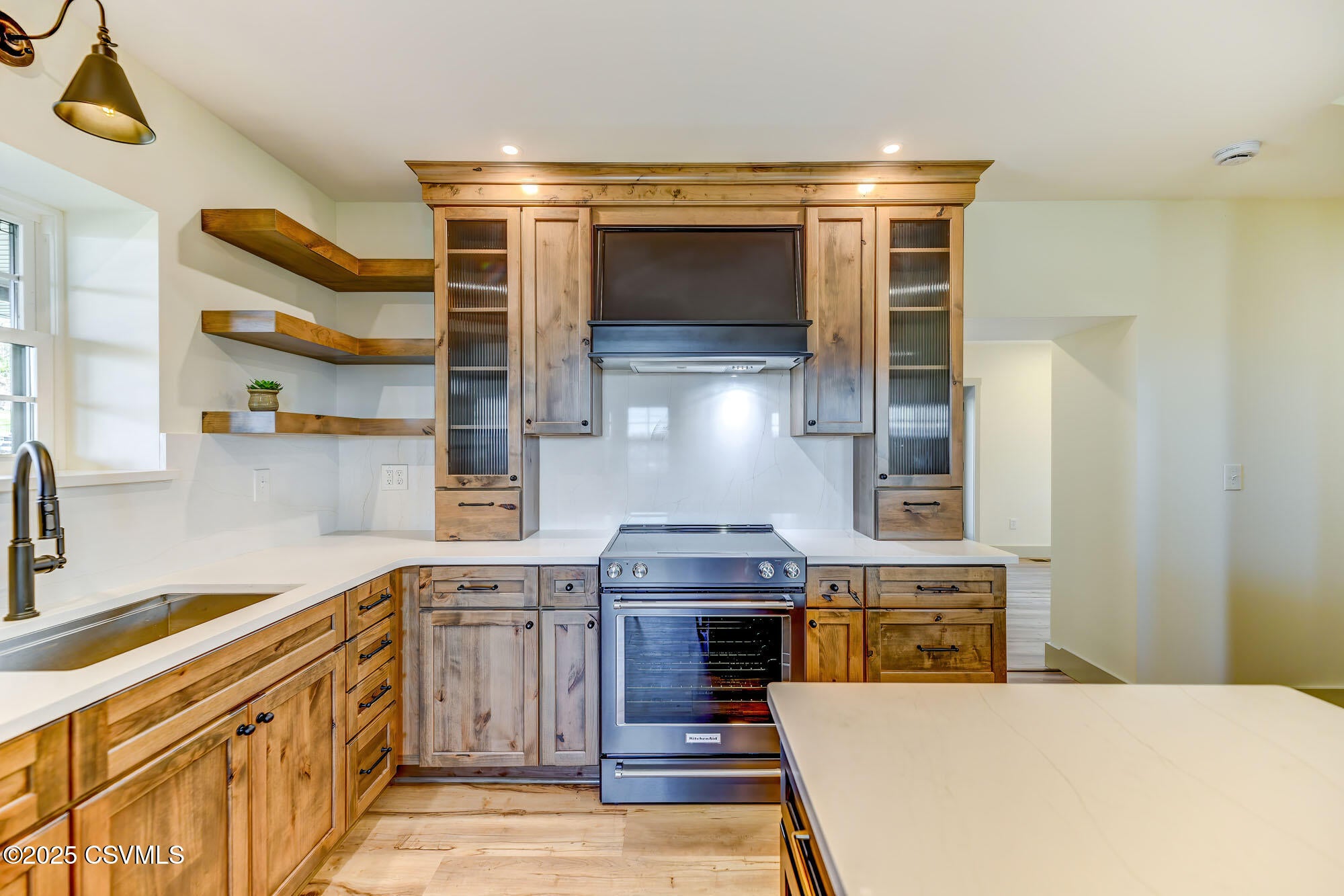 Berwick, Pennsylvania, 18603, United States, 4 Bedrooms Bedrooms, ,2 BathroomsBathrooms,Residential,For Sale,1993834