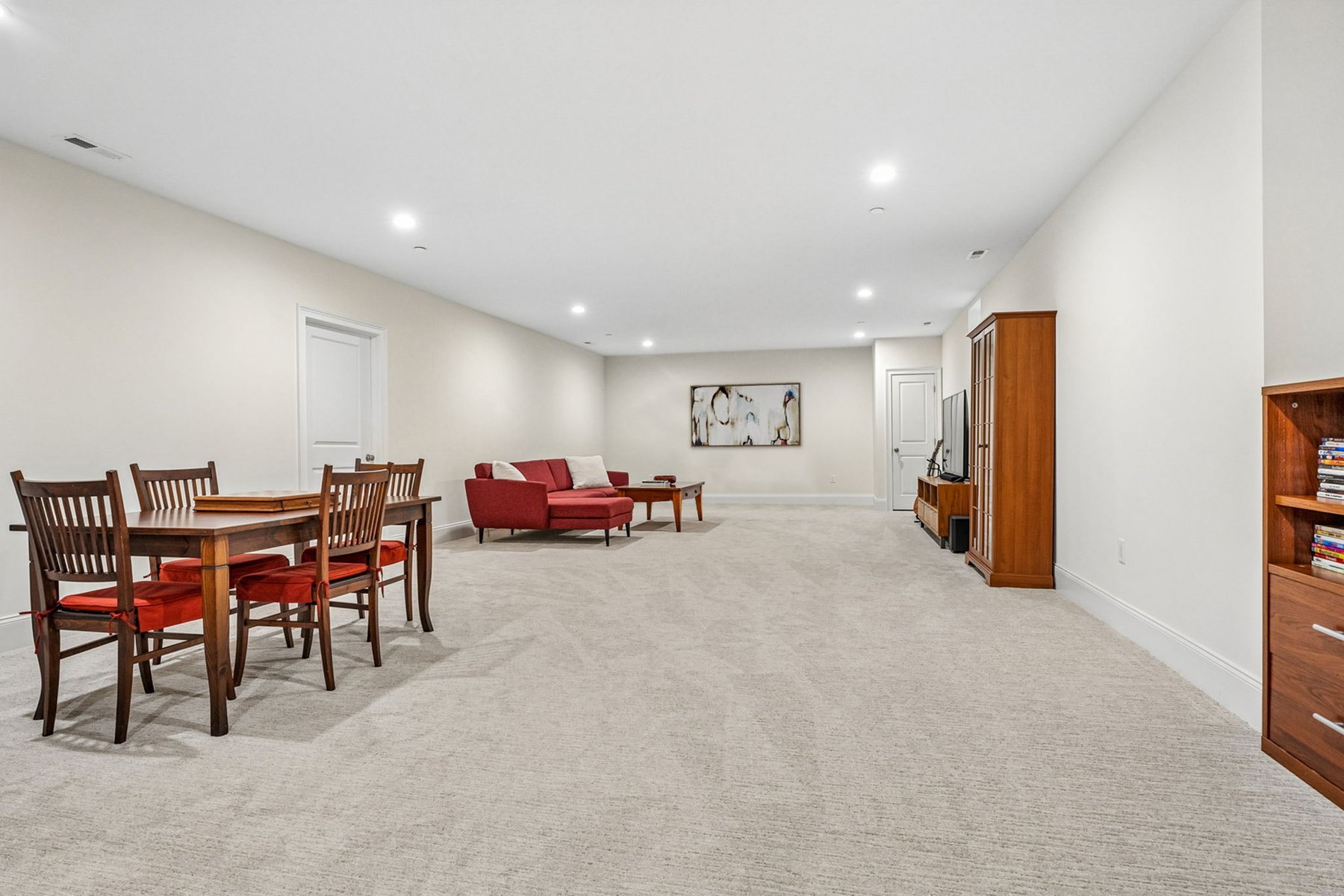  Luxury Privacy and Effortless Living in this ?Warren Villas? End Unit Townhome - 物件實景